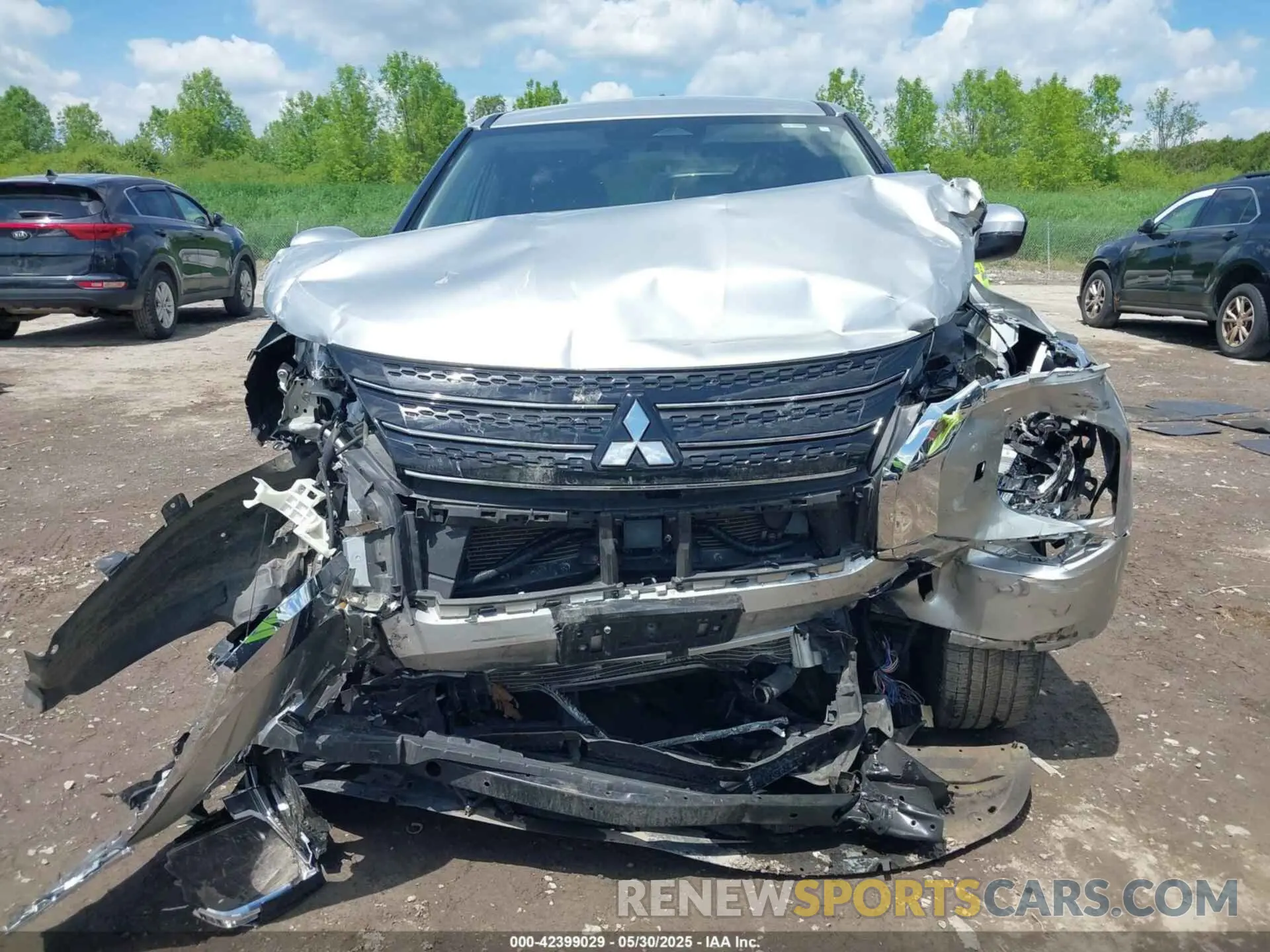 13 Photograph of a damaged car JA4J4TA83NZ032355 MITSUBISHI OUTLANDER 2022