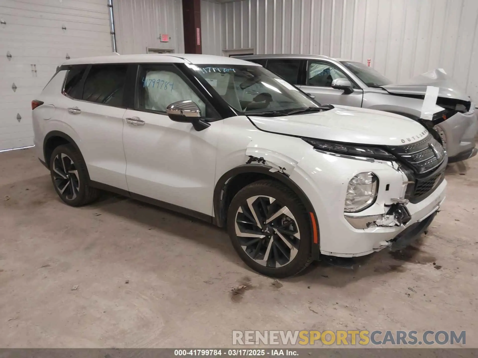 1 Photograph of a damaged car JA4J4TA83NZ039905 MITSUBISHI OUTLANDER 2022