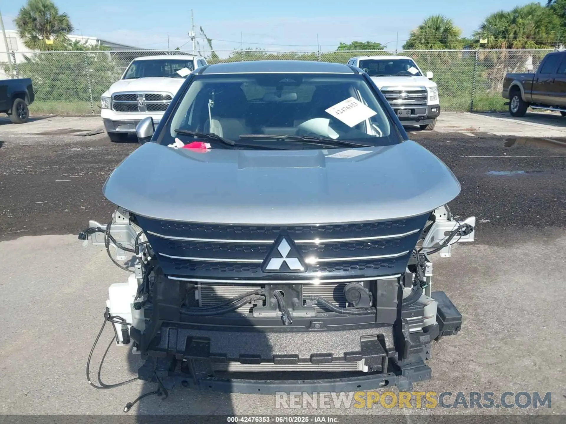 12 Photograph of a damaged car JA4J4TA84NZ028508 MITSUBISHI OUTLANDER 2022