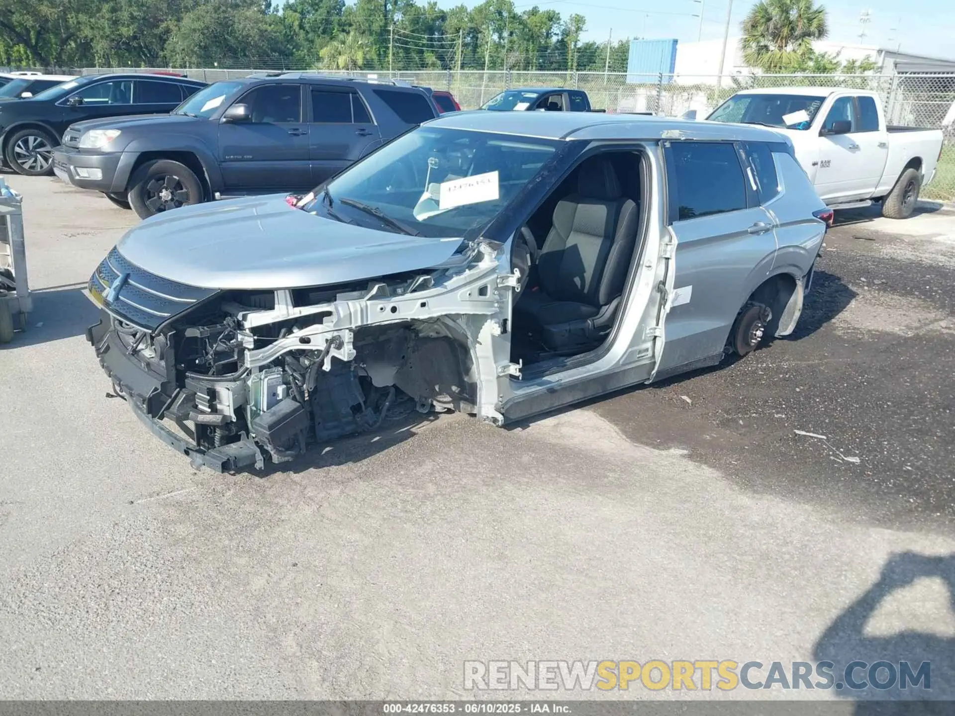 2 Photograph of a damaged car JA4J4TA84NZ028508 MITSUBISHI OUTLANDER 2022