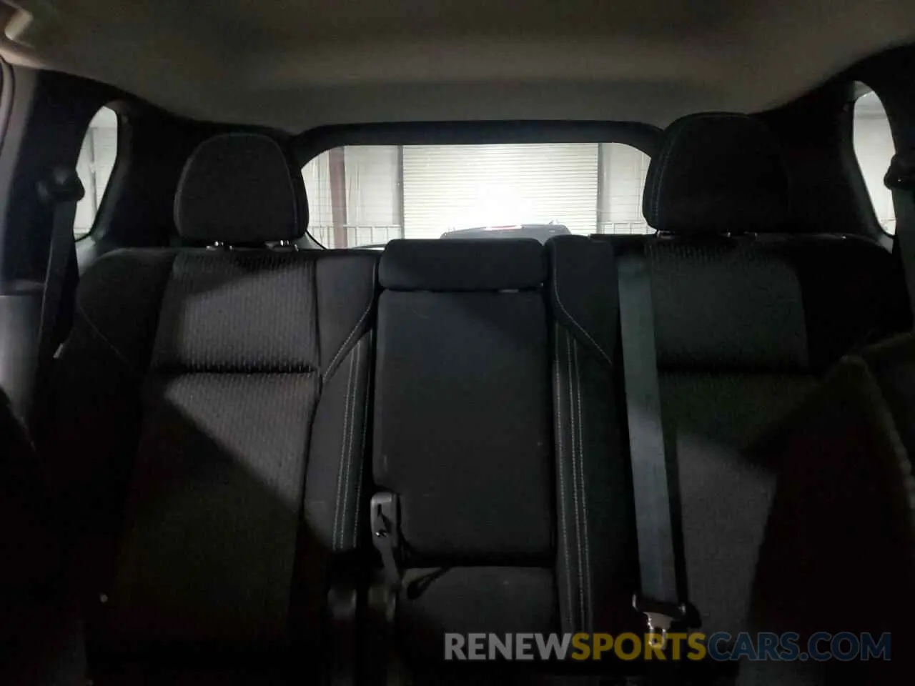 10 Photograph of a damaged car JA4J4TA84NZ051951 MITSUBISHI OUTLANDER 2022