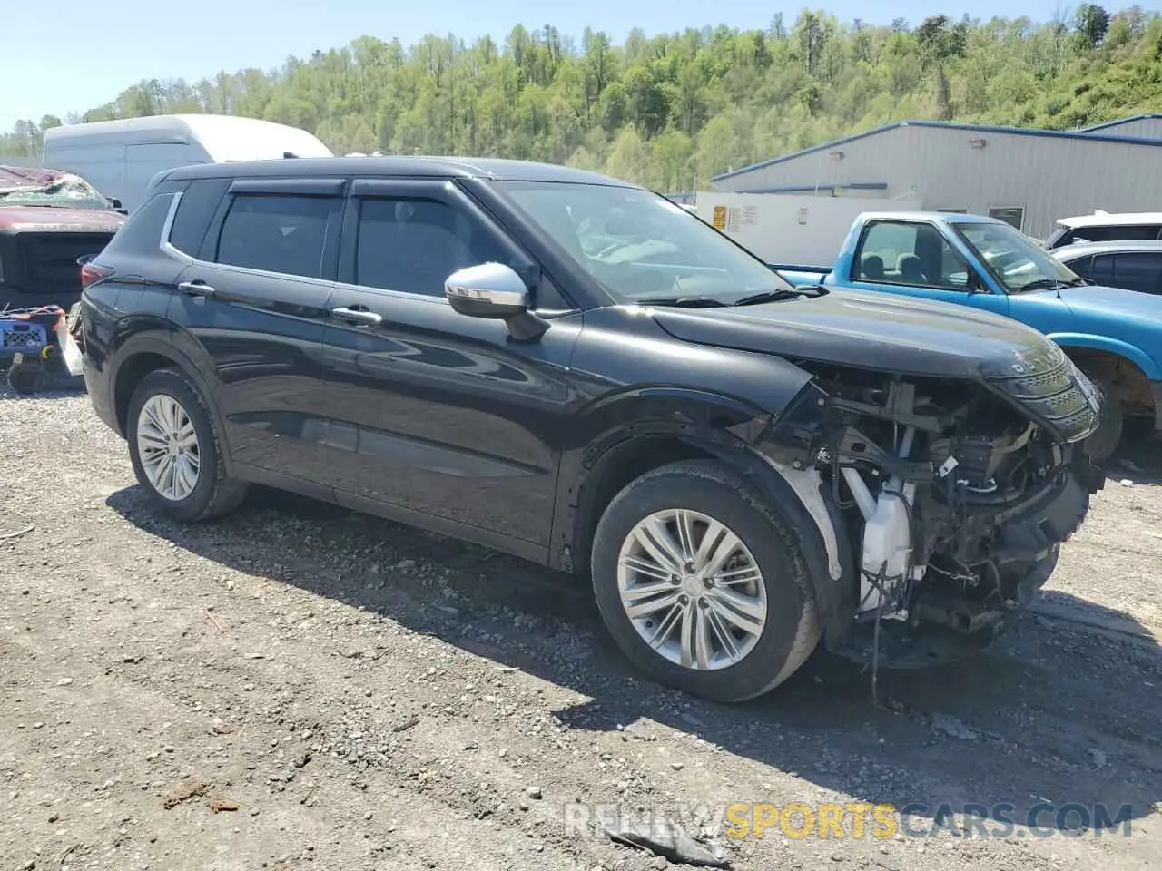 4 Photograph of a damaged car JA4J4TA84NZ082603 MITSUBISHI OUTLANDER 2022