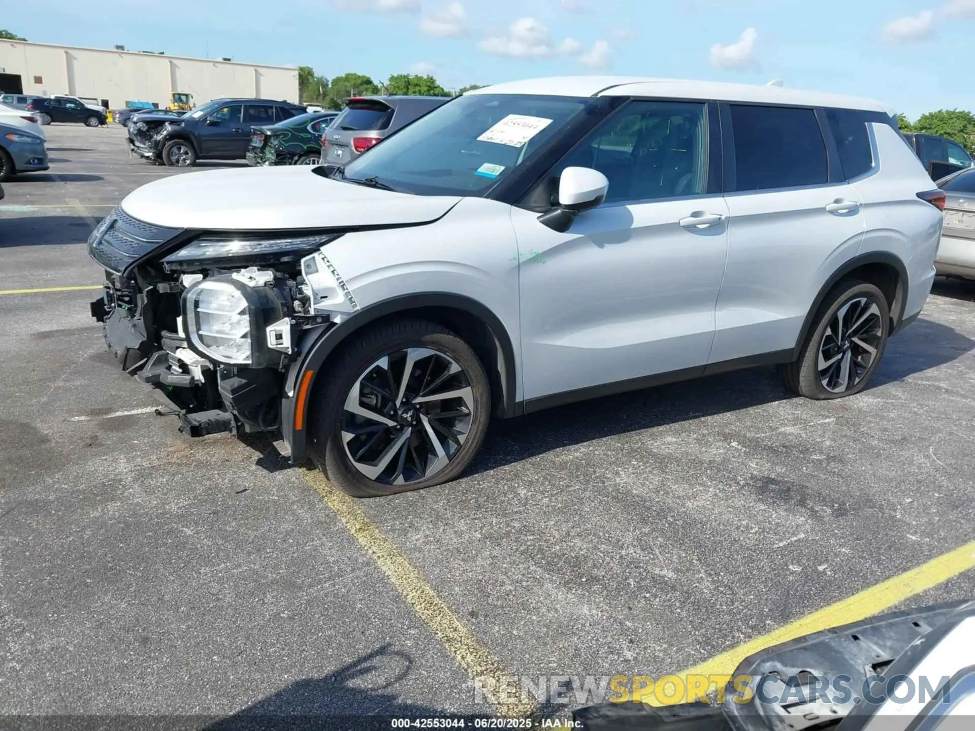 2 Photograph of a damaged car JA4J4TA85NZ086725 MITSUBISHI OUTLANDER 2022