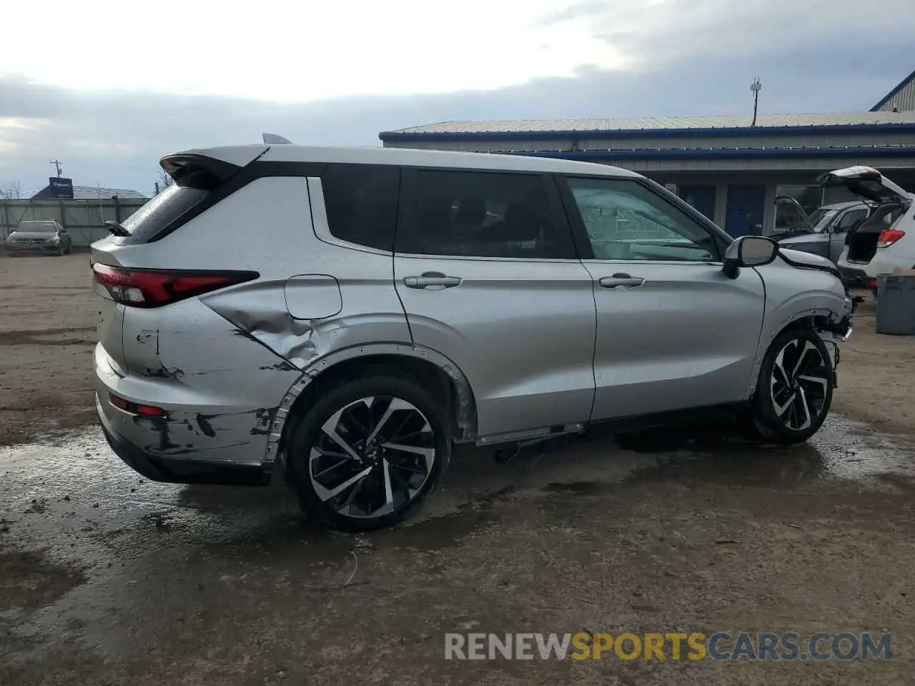 3 Photograph of a damaged car JA4J4TA86NZ023682 MITSUBISHI OUTLANDER 2022