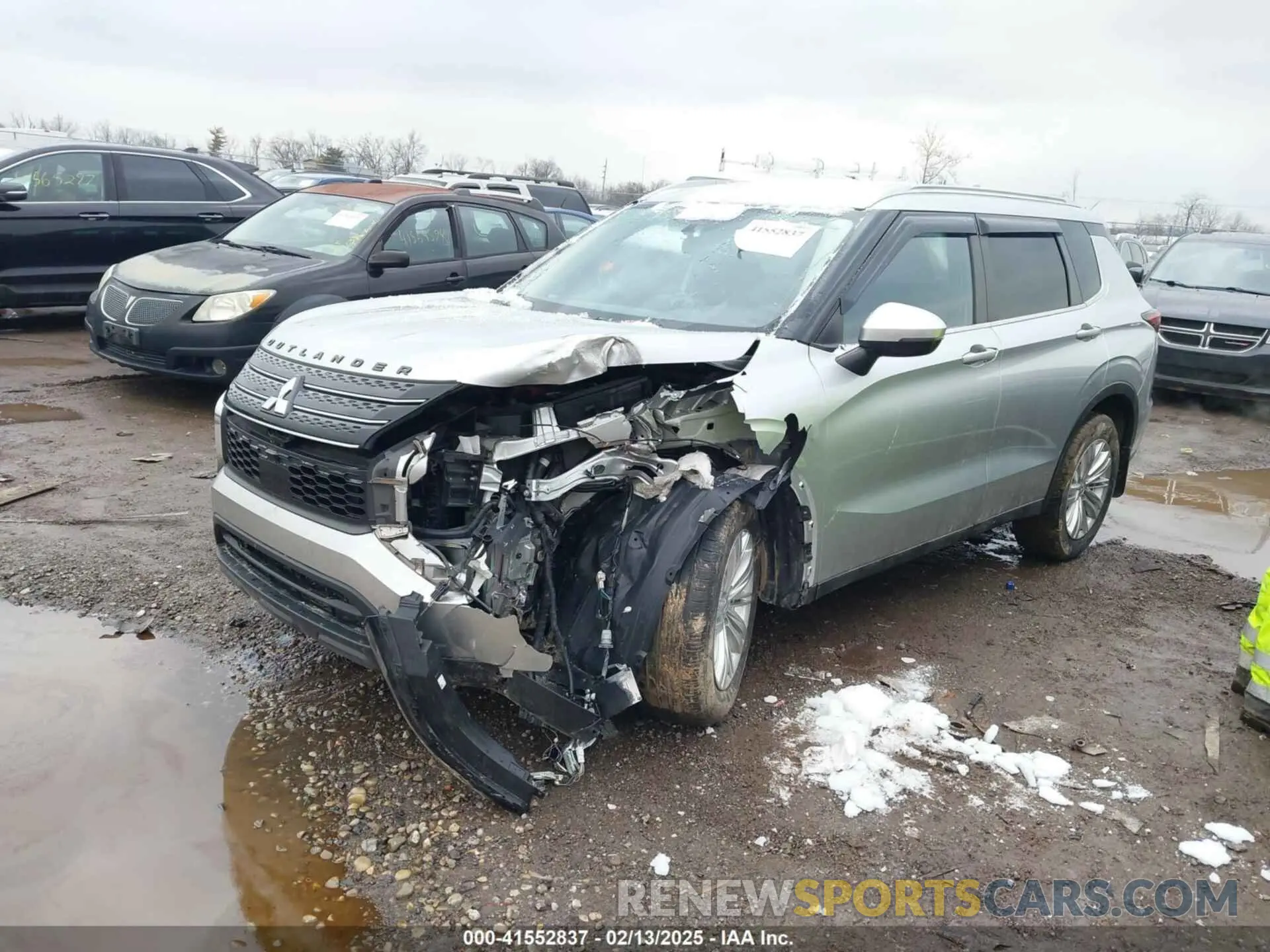 2 Photograph of a damaged car JA4J4TA87NZ007913 MITSUBISHI OUTLANDER 2022