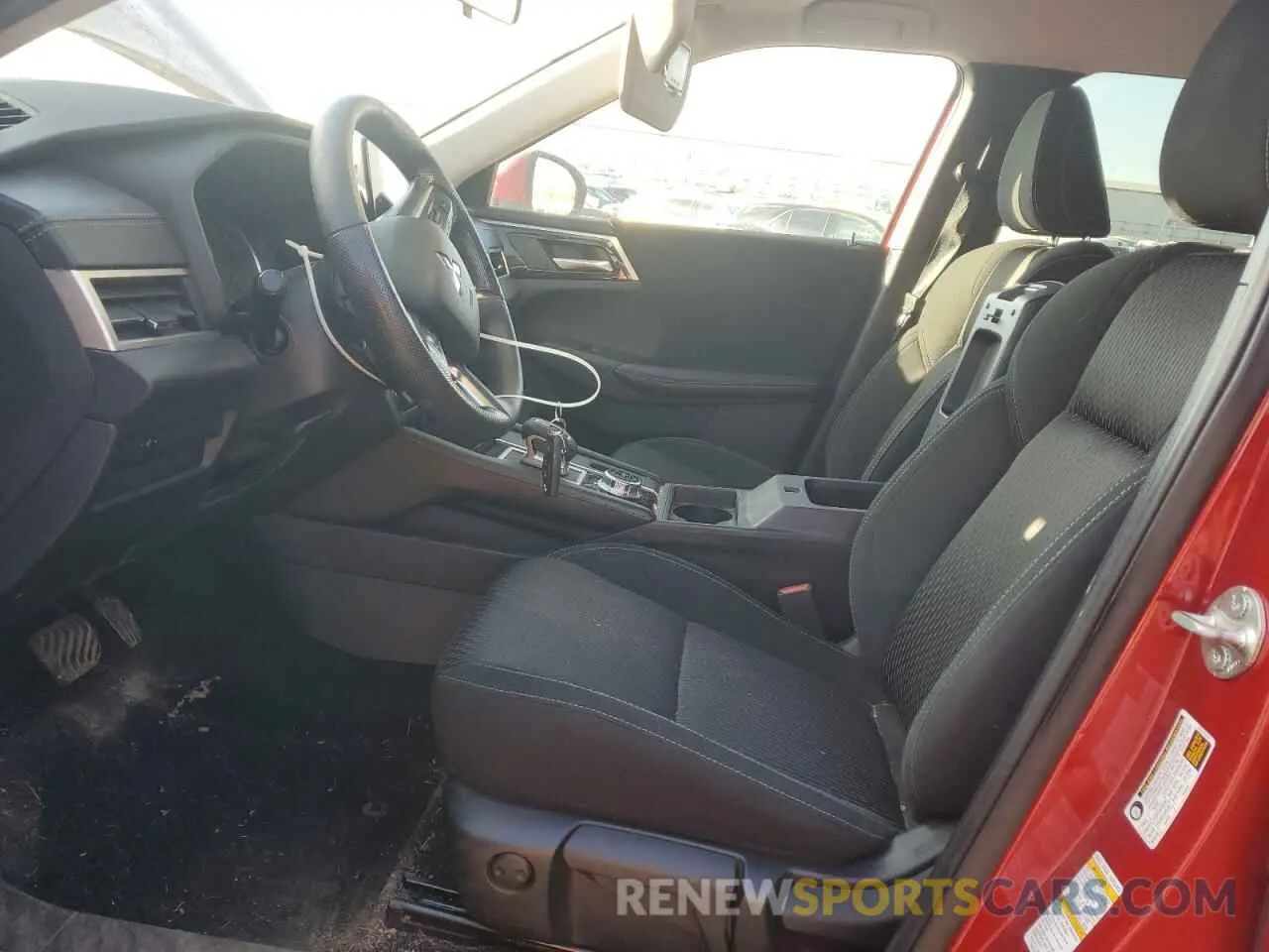 7 Photograph of a damaged car JA4J4TA88NZ041567 MITSUBISHI OUTLANDER 2022