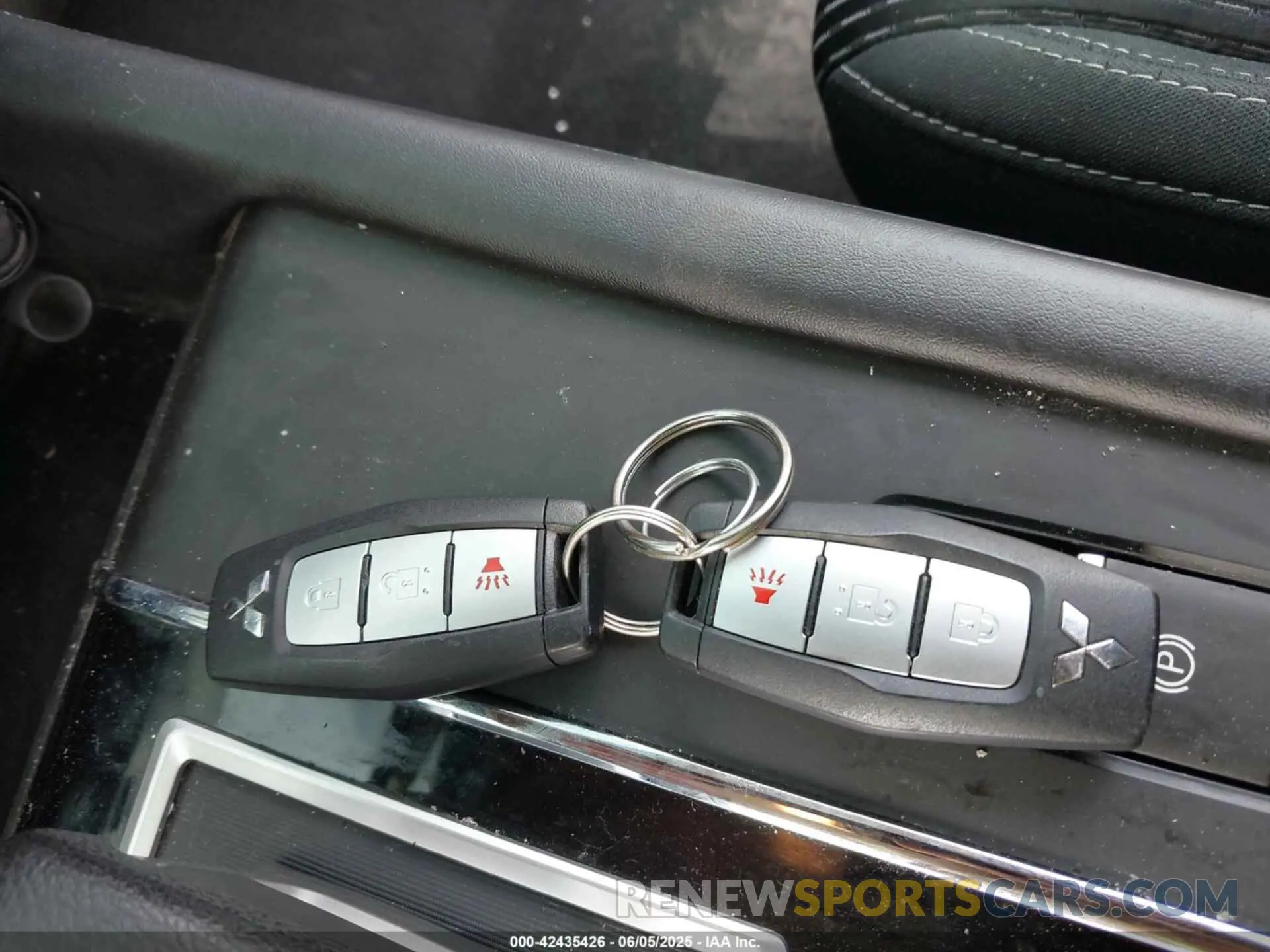 11 Photograph of a damaged car JA4J4TA8XNZ019893 MITSUBISHI OUTLANDER 2022