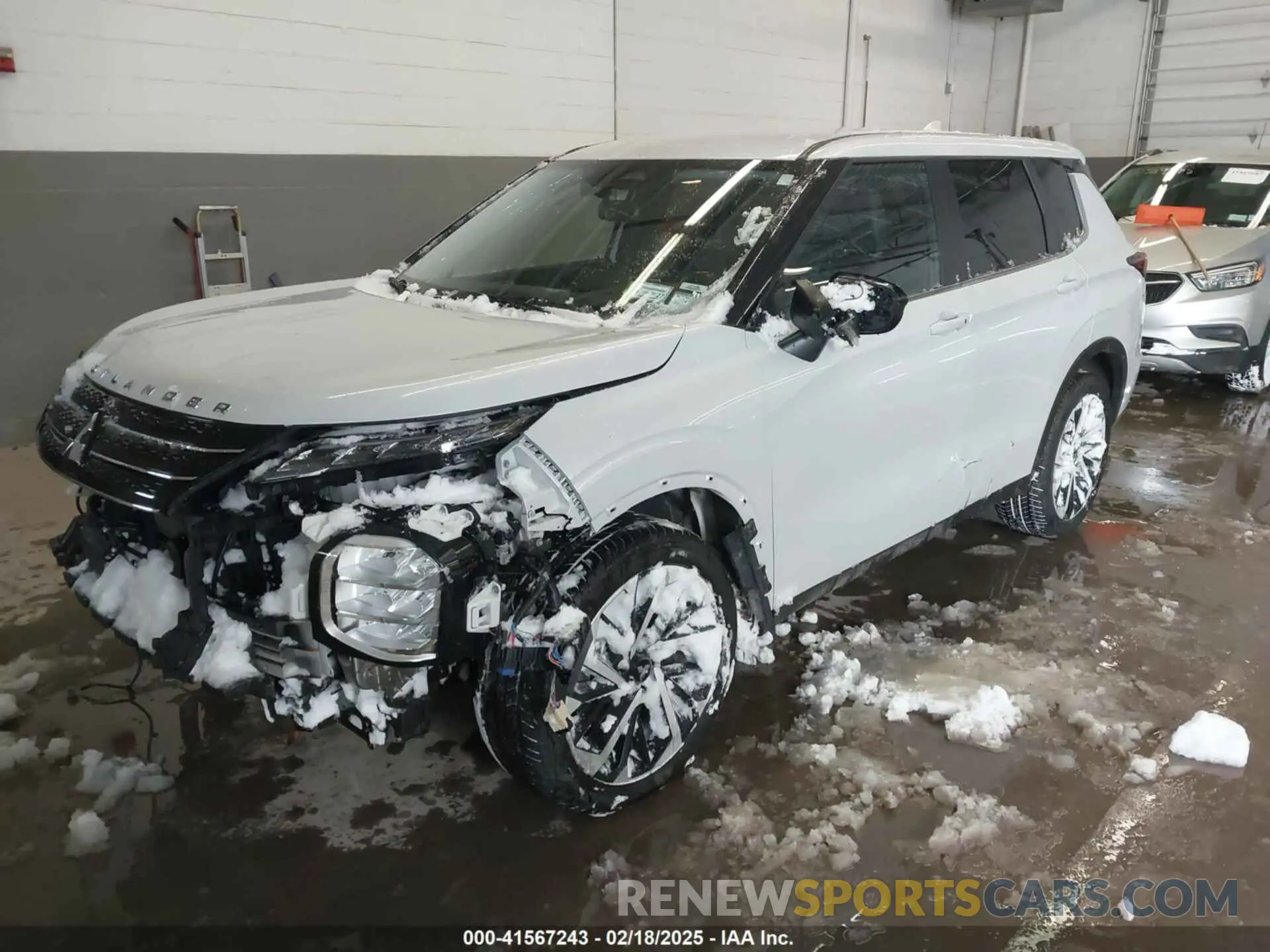 2 Photograph of a damaged car JA4J4UA80NZ025367 MITSUBISHI OUTLANDER 2022