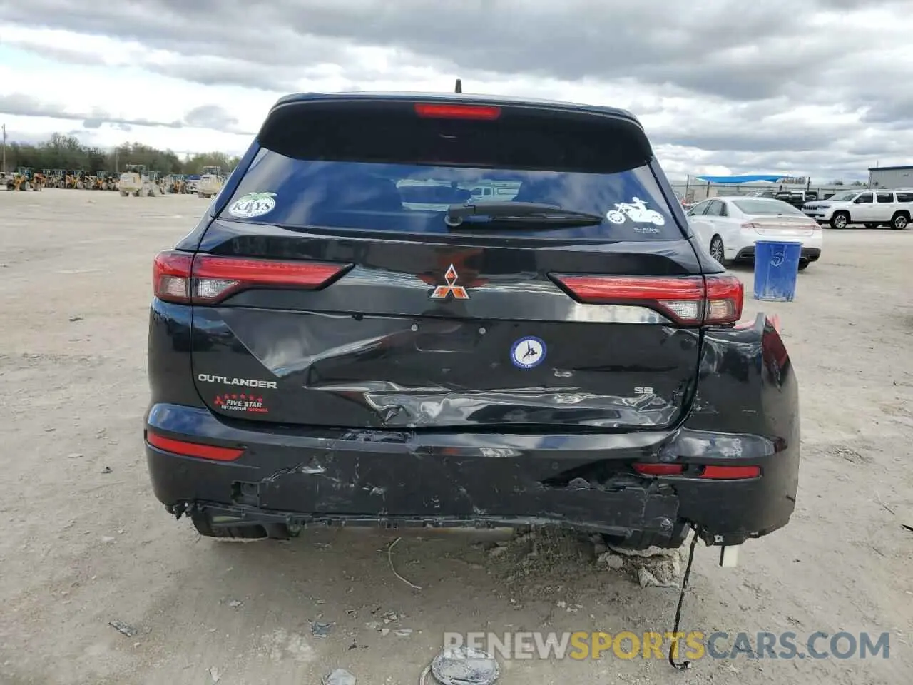 6 Photograph of a damaged car JA4J4UA80NZ051225 MITSUBISHI OUTLANDER 2022