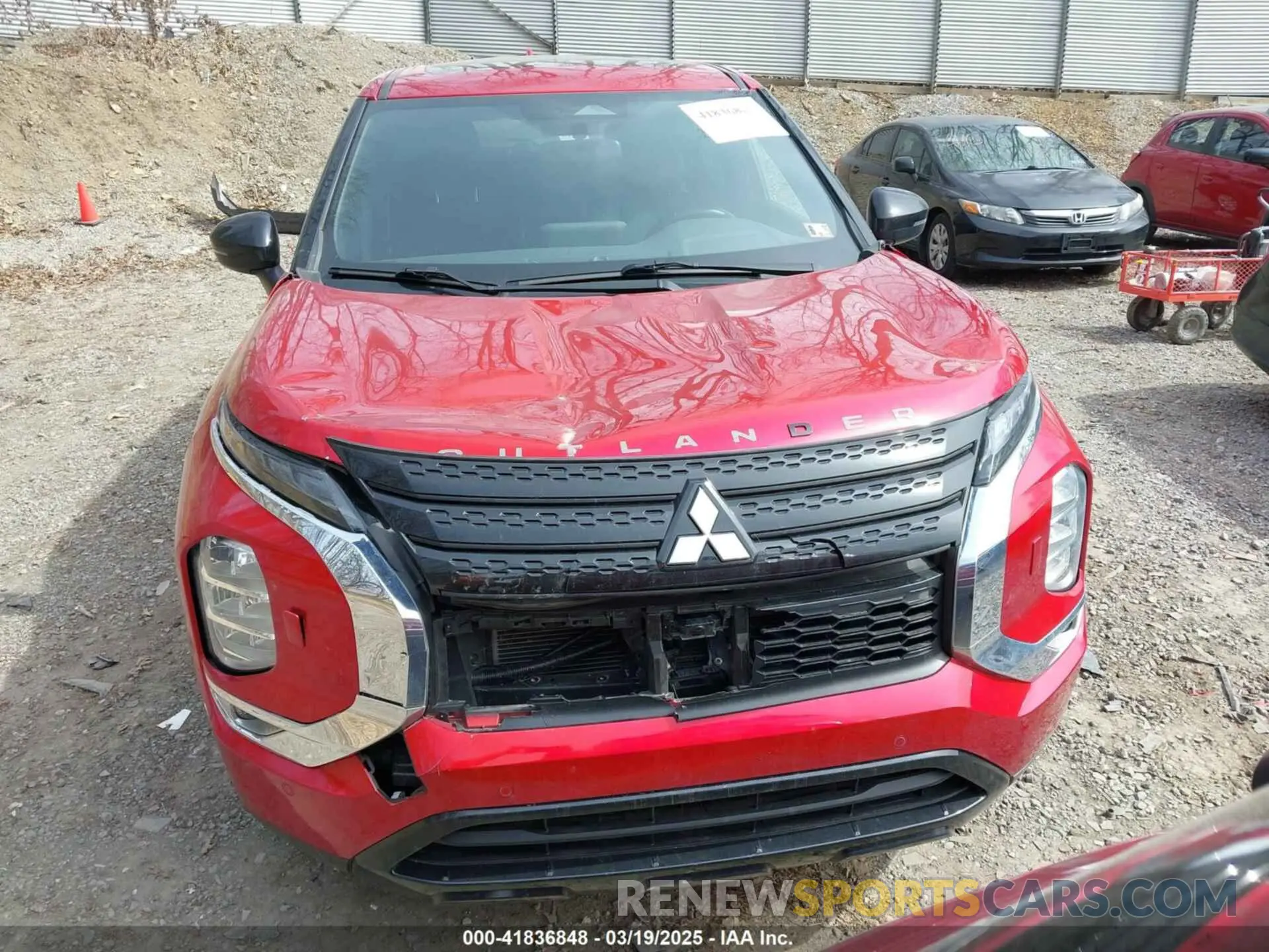 13 Photograph of a damaged car JA4J4UA80NZ069028 MITSUBISHI OUTLANDER 2022