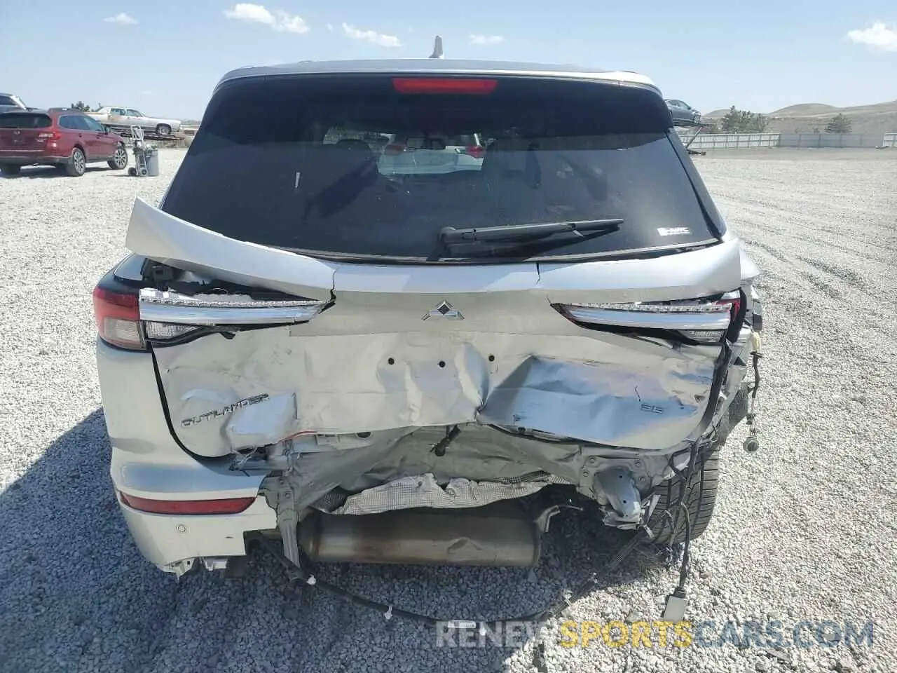 6 Photograph of a damaged car JA4J4UA80NZ089960 MITSUBISHI OUTLANDER 2022
