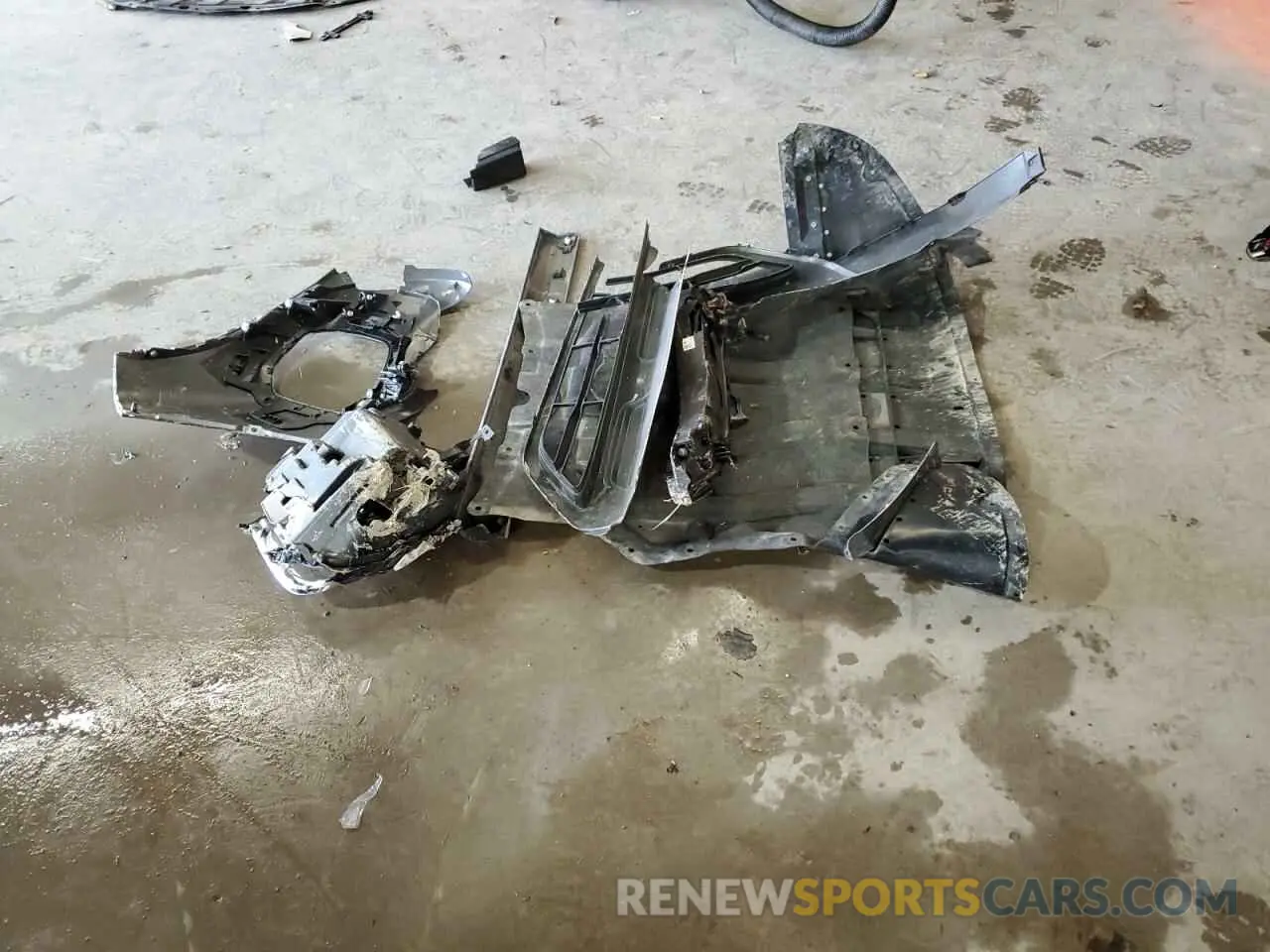 13 Photograph of a damaged car JA4J4UA82NZ012345 MITSUBISHI OUTLANDER 2022