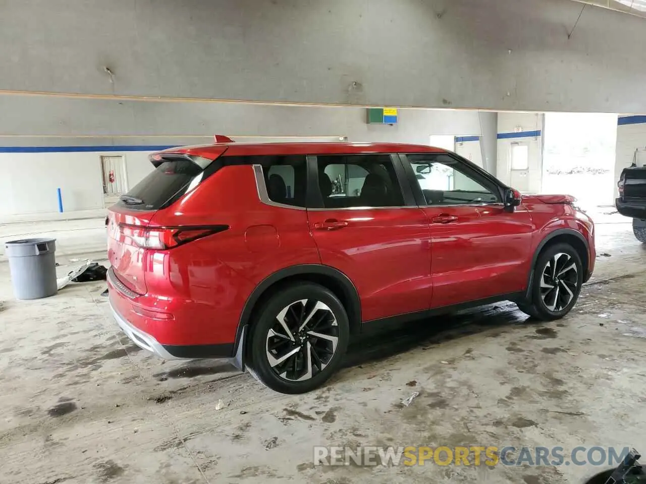 3 Photograph of a damaged car JA4J4UA84NZ020639 MITSUBISHI OUTLANDER 2022
