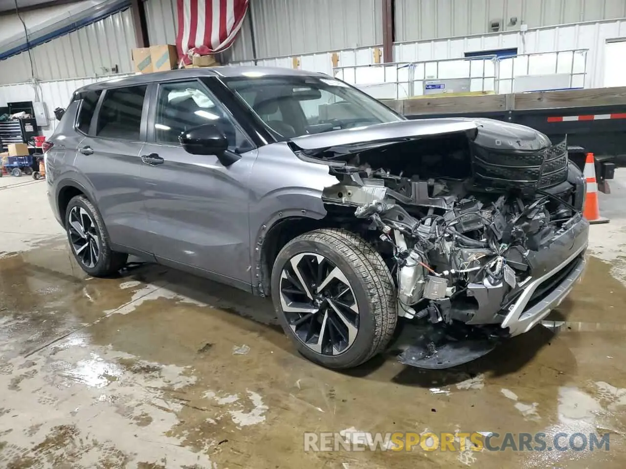 4 Photograph of a damaged car JA4J4UA85NZ037482 MITSUBISHI OUTLANDER 2022