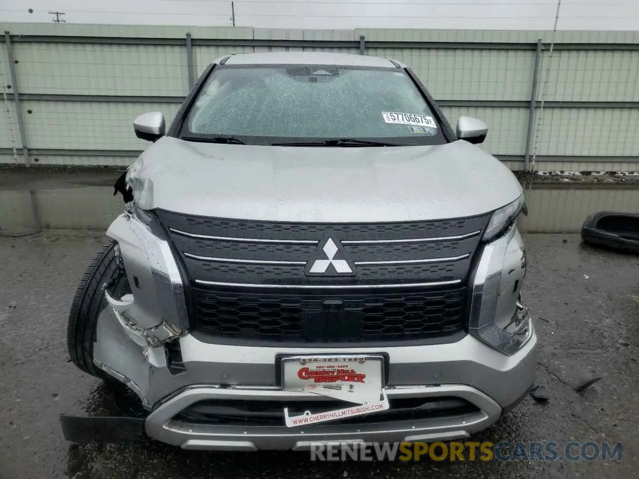 5 Photograph of a damaged car JA4J4UA85NZ042536 MITSUBISHI OUTLANDER 2022