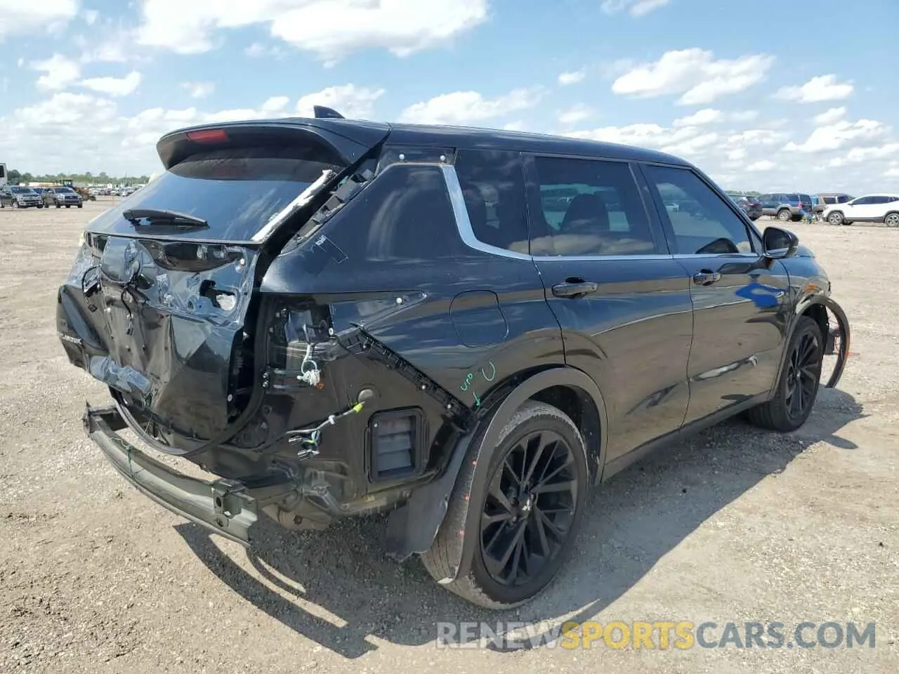 3 Photograph of a damaged car JA4J4UA85NZ077495 MITSUBISHI OUTLANDER 2022