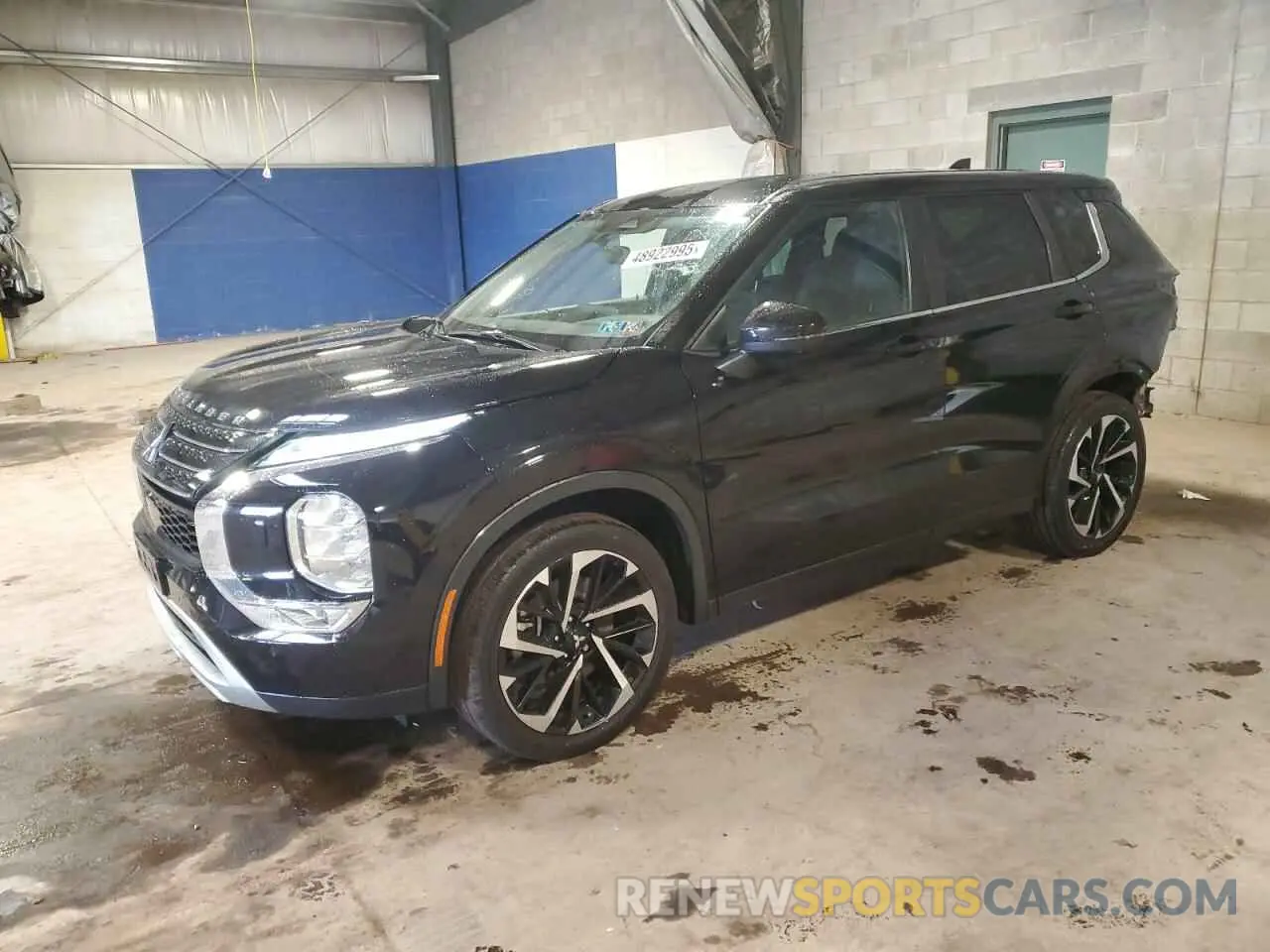 1 Photograph of a damaged car JA4J4UA86NZ011179 MITSUBISHI OUTLANDER 2022