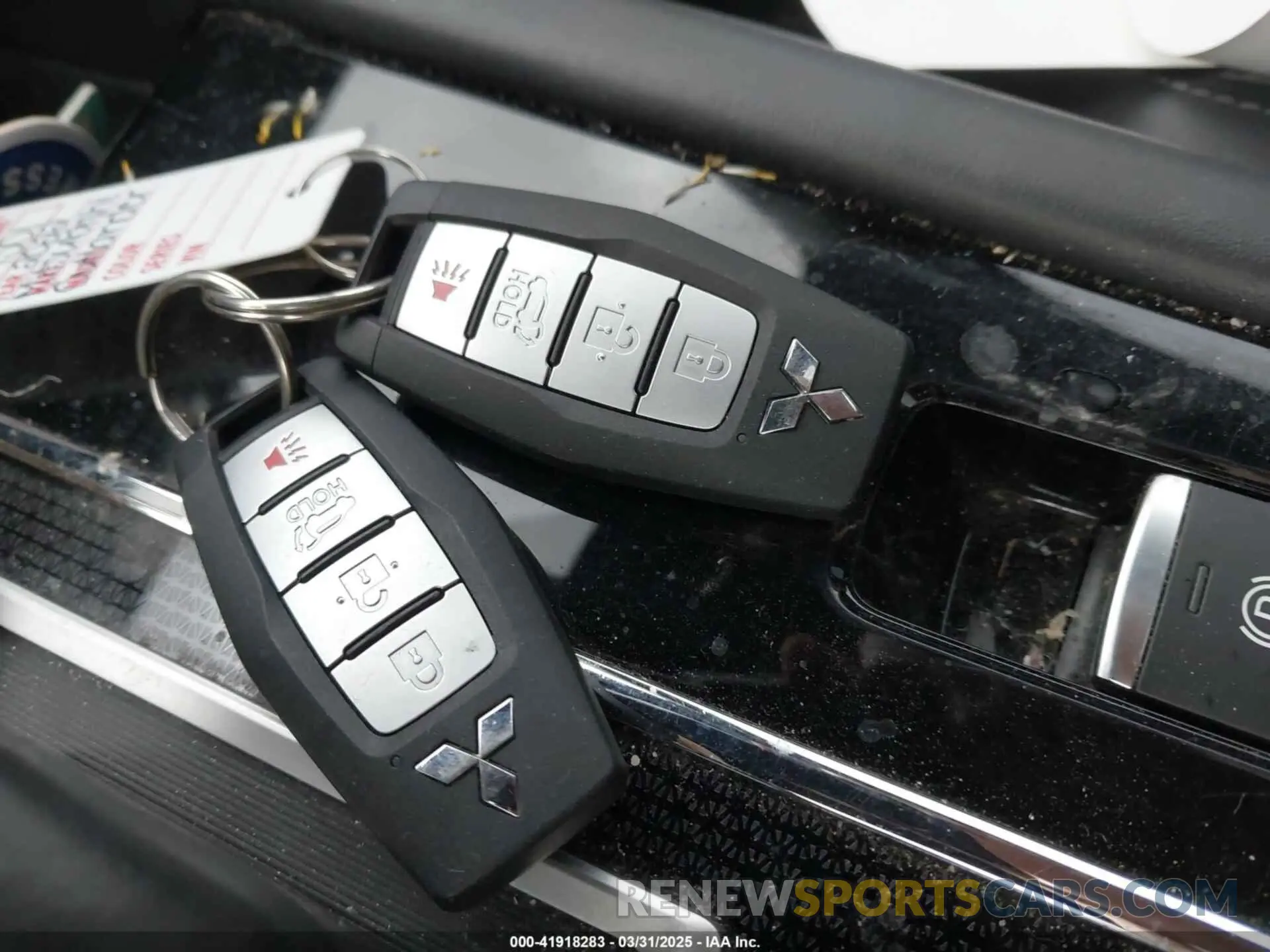 11 Photograph of a damaged car JA4J4UA86NZ055425 MITSUBISHI OUTLANDER 2022