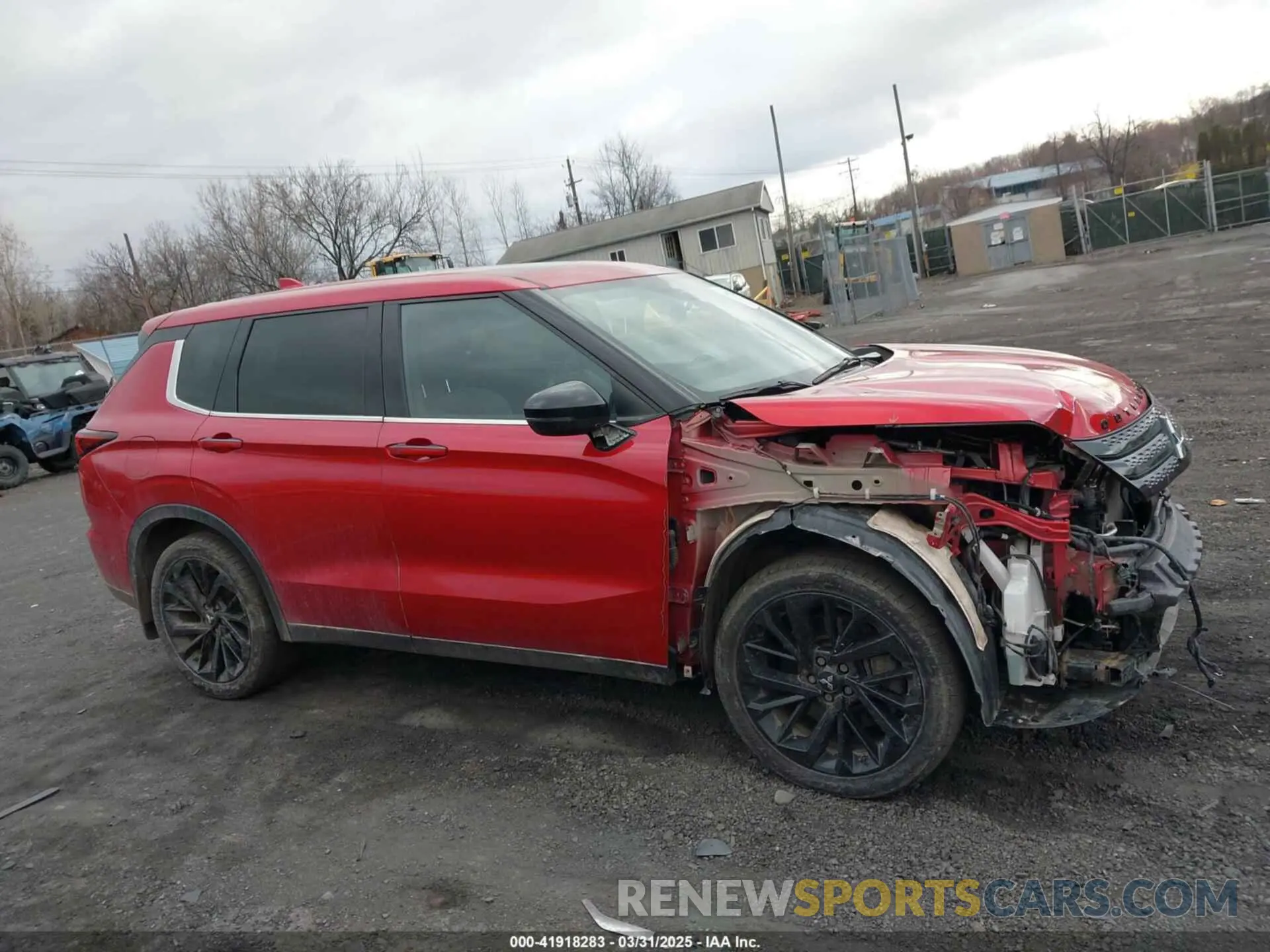 13 Photograph of a damaged car JA4J4UA86NZ055425 MITSUBISHI OUTLANDER 2022