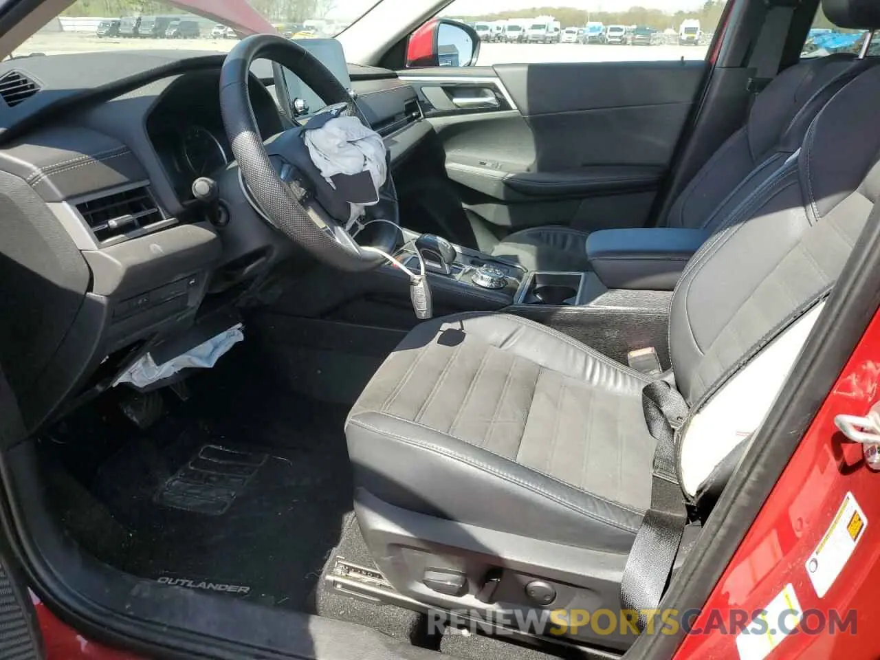 7 Photograph of a damaged car JA4J4UA86NZ079367 MITSUBISHI OUTLANDER 2022