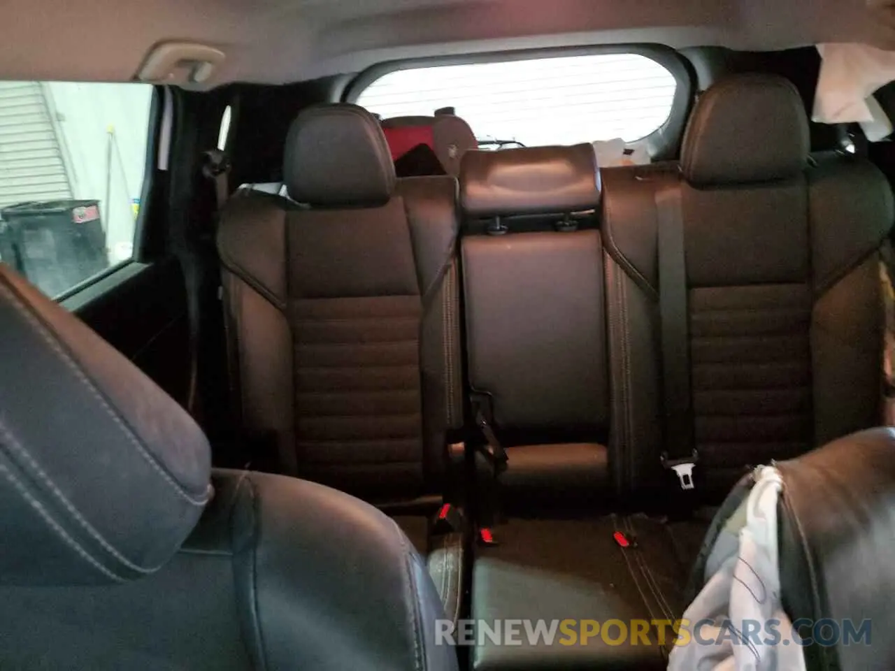10 Photograph of a damaged car JA4J4UA87NZ031814 MITSUBISHI OUTLANDER 2022