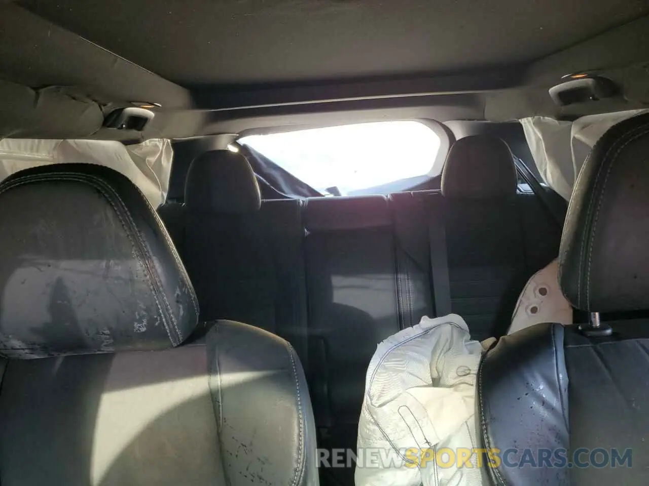 10 Photograph of a damaged car JA4J4UA87NZ084920 MITSUBISHI OUTLANDER 2022