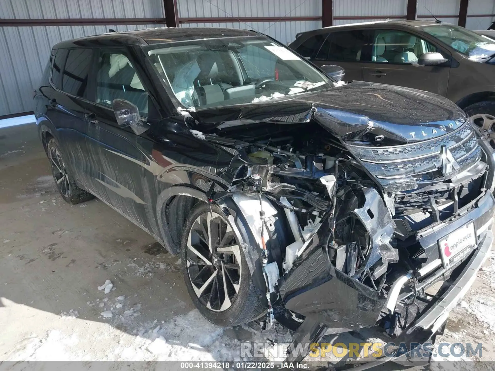 1 Photograph of a damaged car JA4J4UA88NZ067382 MITSUBISHI OUTLANDER 2022
