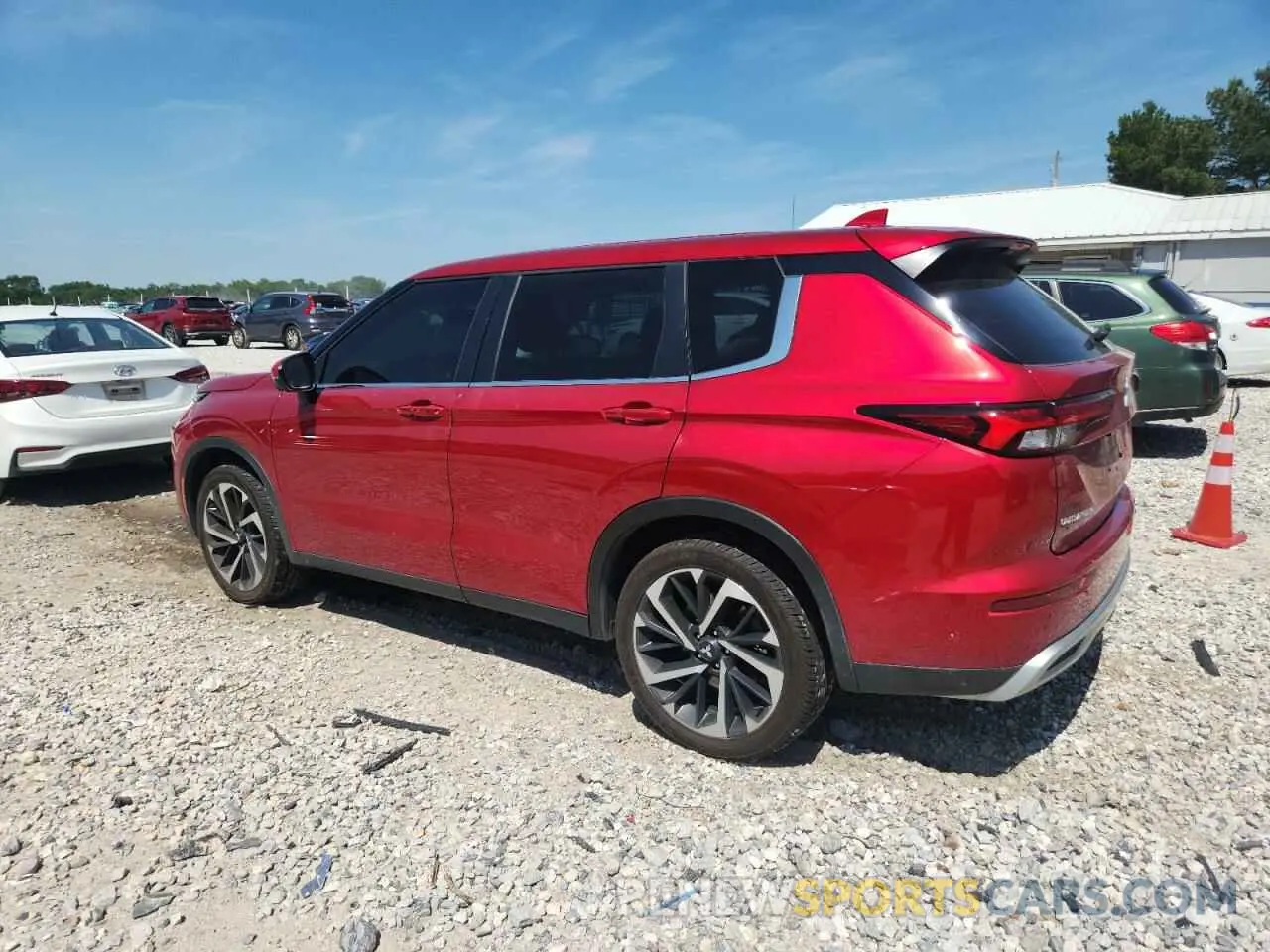 2 Photograph of a damaged car JA4J4UA88NZ081329 MITSUBISHI OUTLANDER 2022
