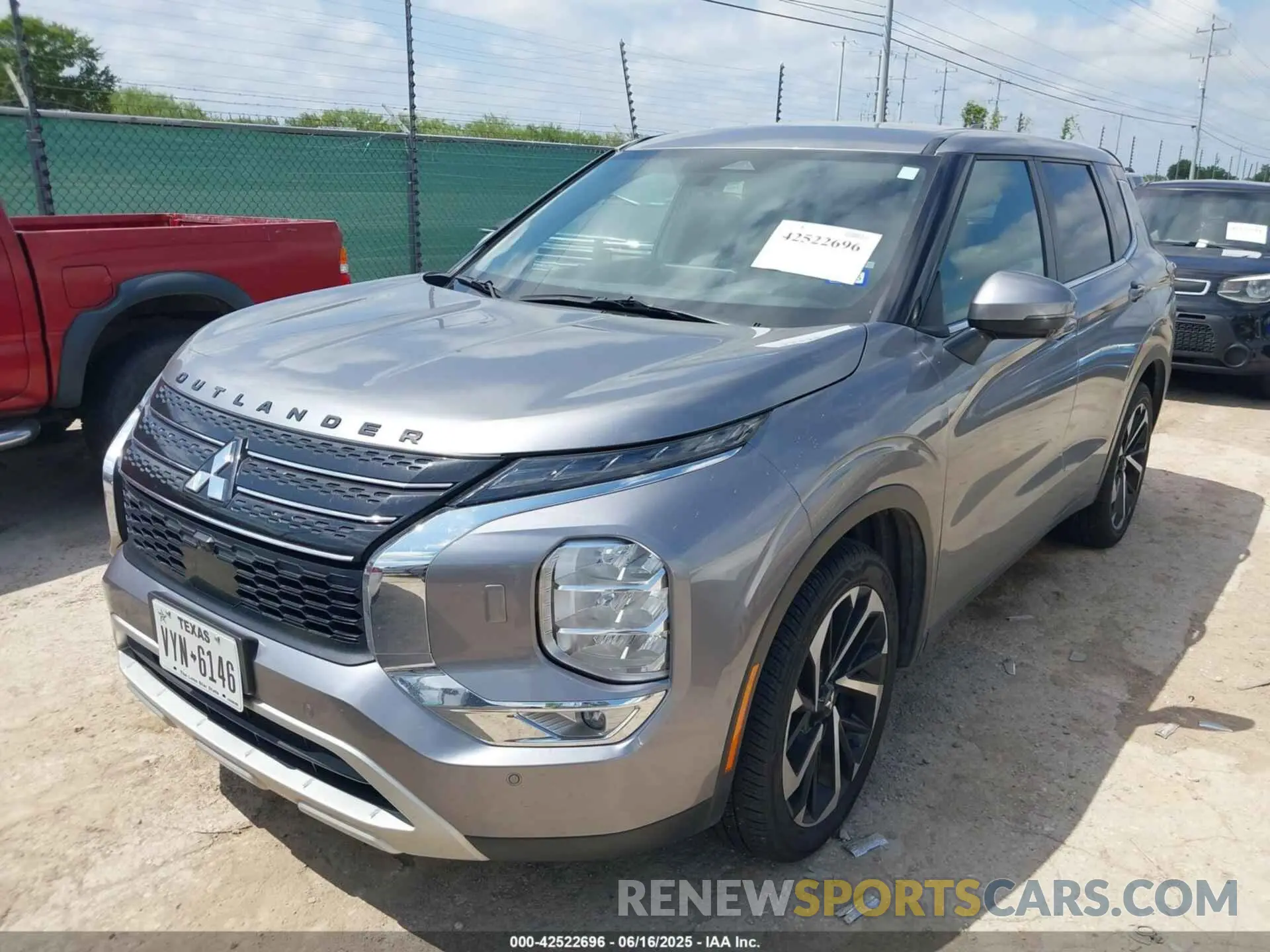 2 Photograph of a damaged car JA4J4UA8XNZ048493 MITSUBISHI OUTLANDER 2022
