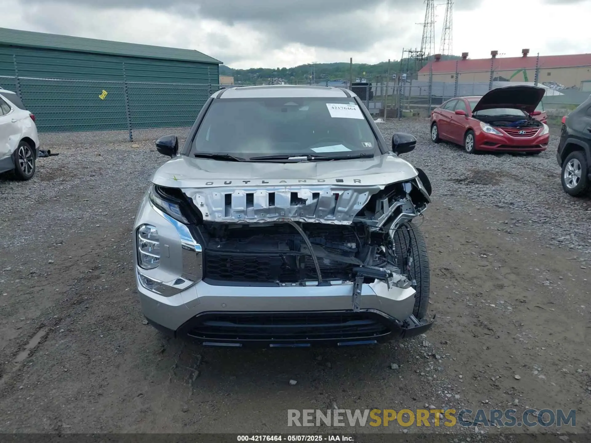 12 Photograph of a damaged car JA4J4UA8XNZ078108 MITSUBISHI OUTLANDER 2022