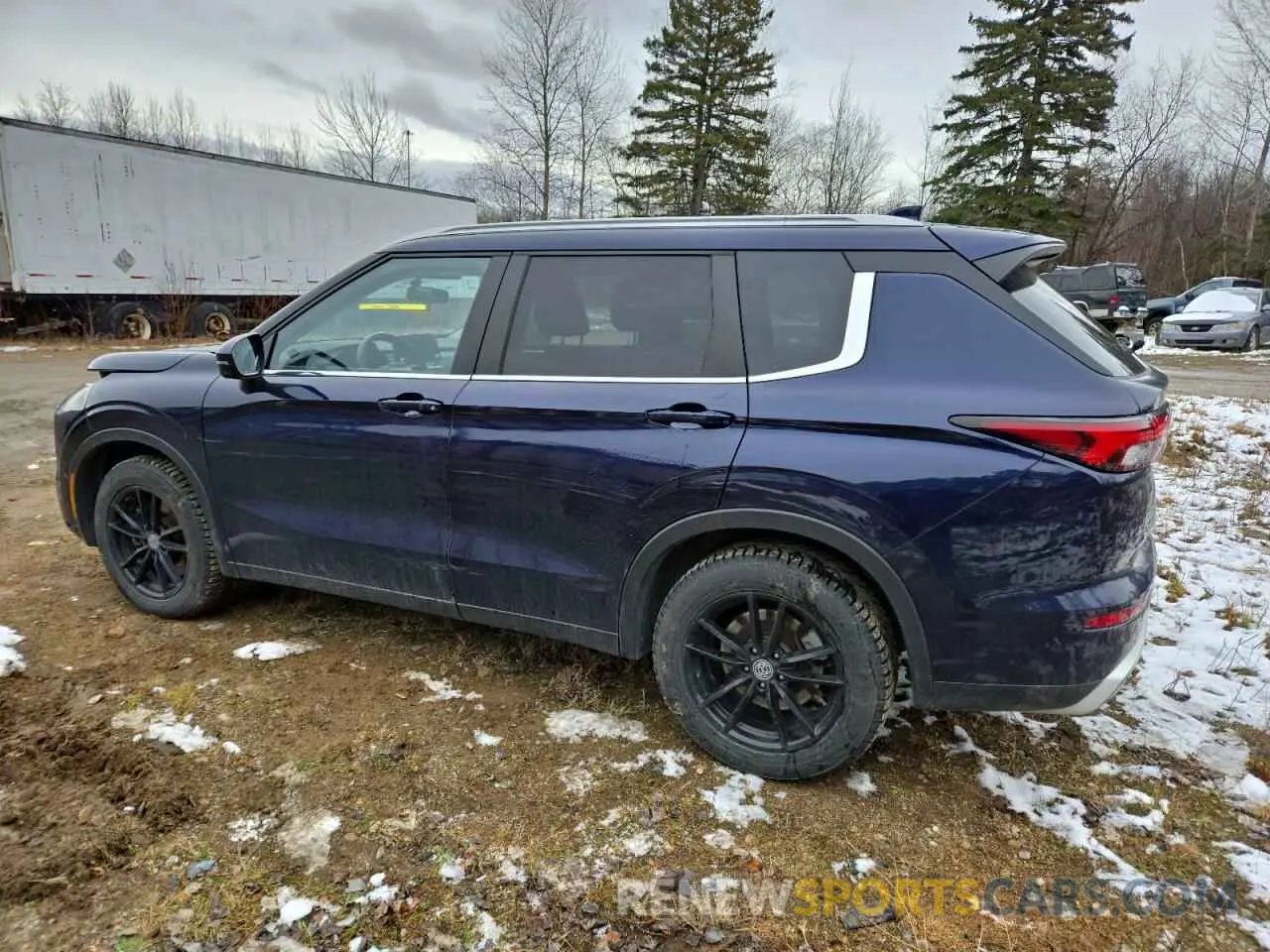 2 Photograph of a damaged car JA4J4UA8XNZ607699 MITSUBISHI OUTLANDER 2022