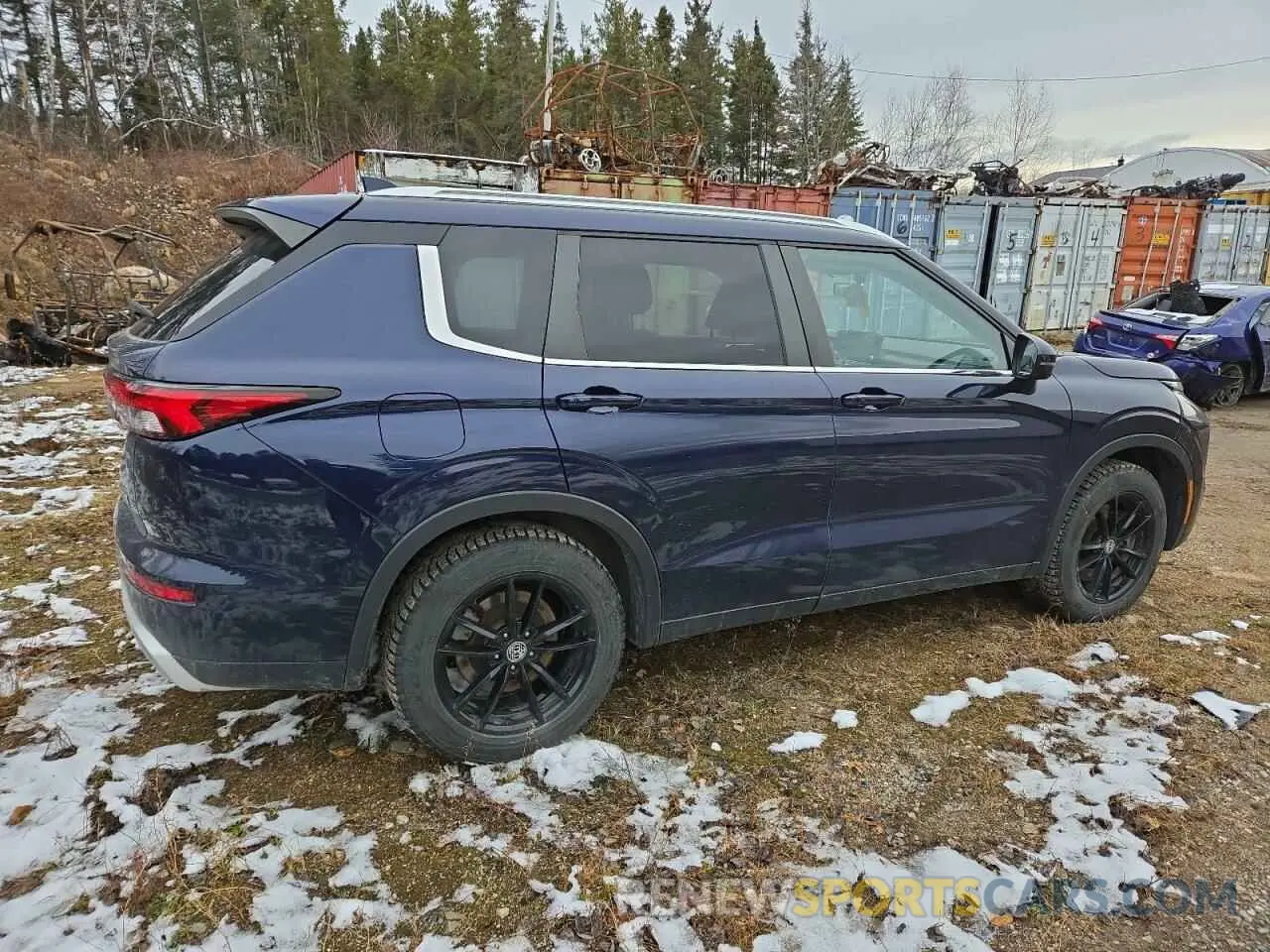 3 Photograph of a damaged car JA4J4UA8XNZ607699 MITSUBISHI OUTLANDER 2022