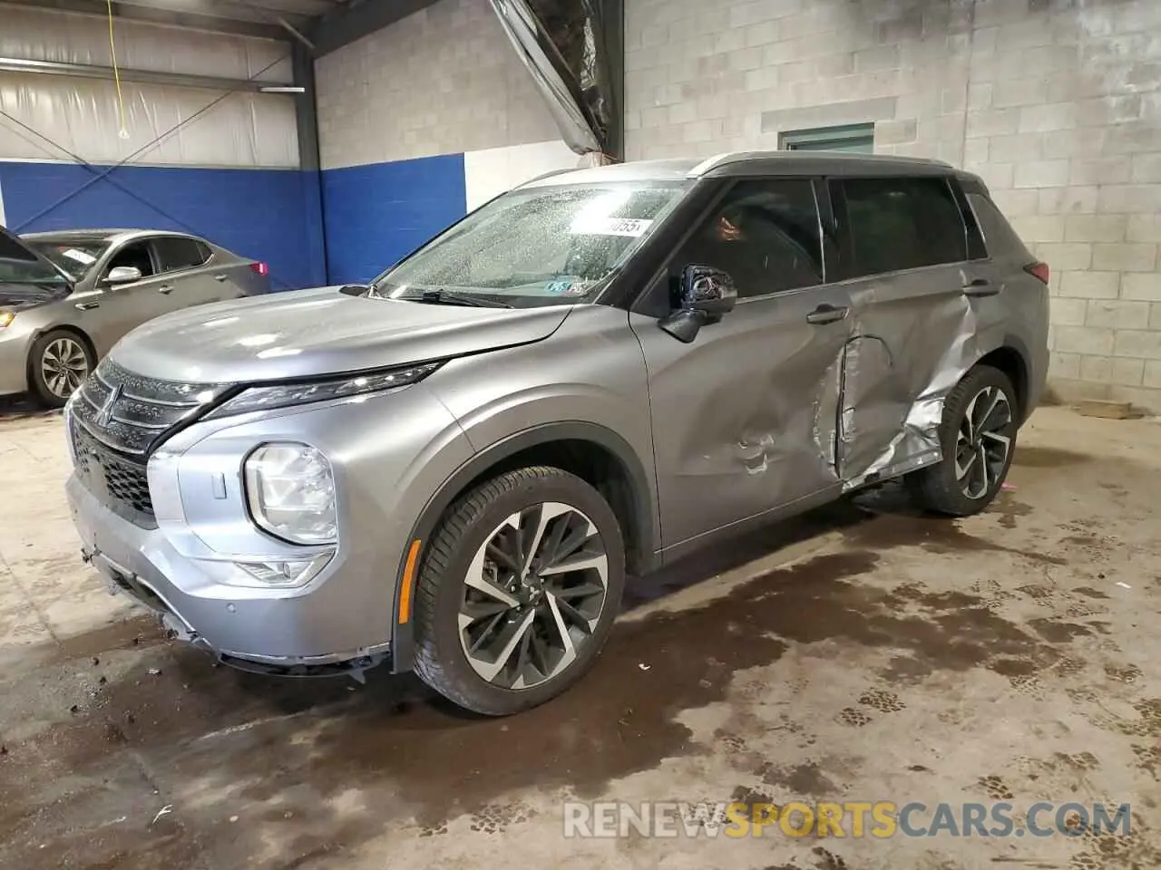 1 Photograph of a damaged car JA4J4VA80NZ008333 MITSUBISHI OUTLANDER 2022