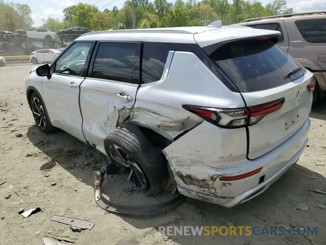 2 Photograph of a damaged car JA4J4VA81NZ073370 MITSUBISHI OUTLANDER 2022