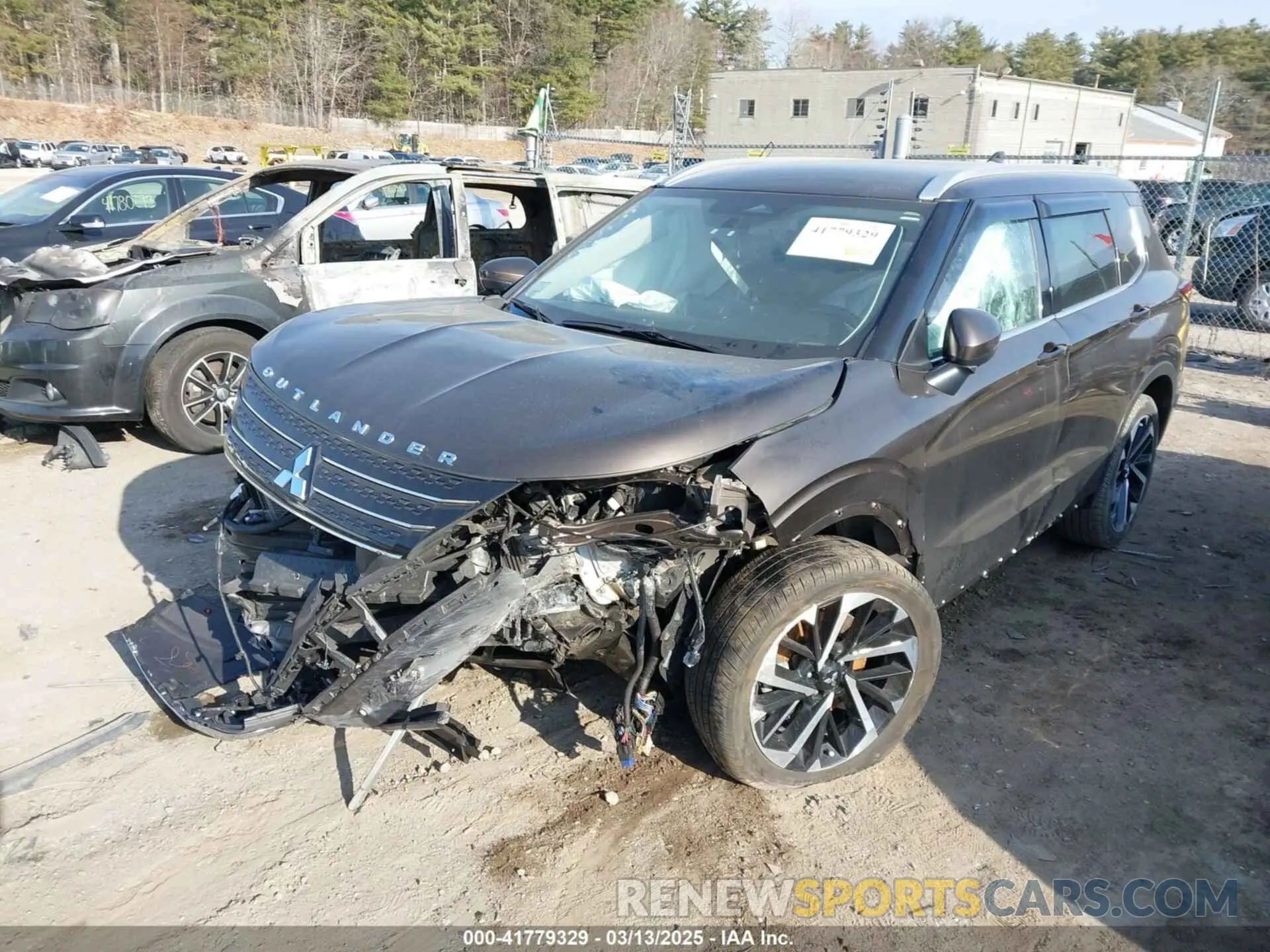2 Photograph of a damaged car JA4J4VA81NZ077600 MITSUBISHI OUTLANDER 2022