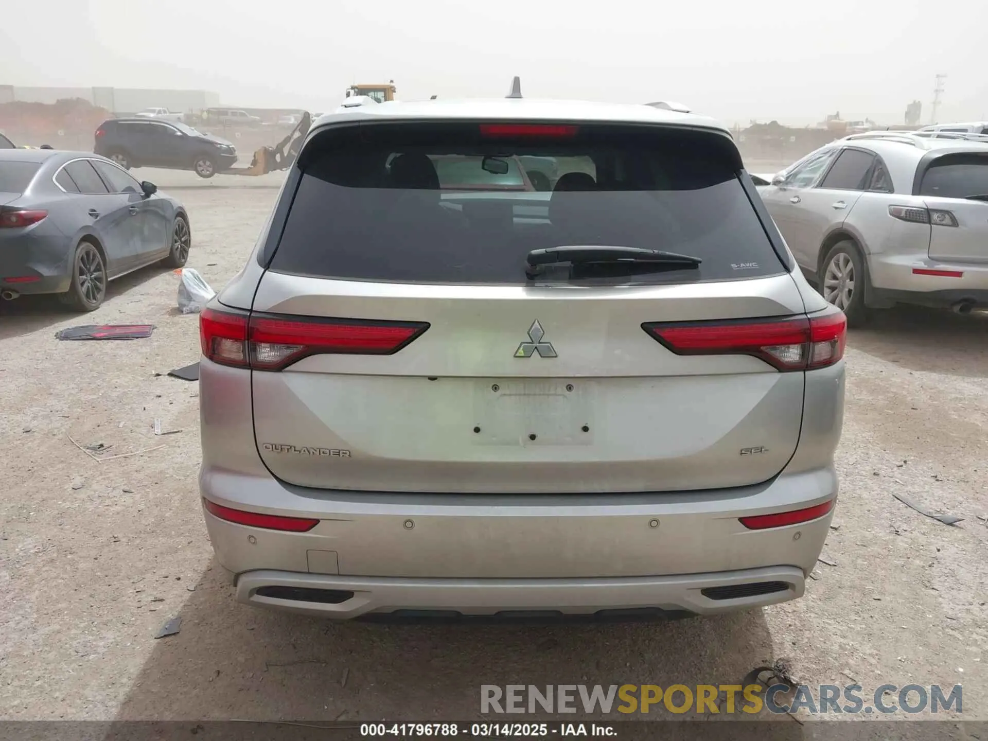16 Photograph of a damaged car JA4J4VA83NZ038216 MITSUBISHI OUTLANDER 2022