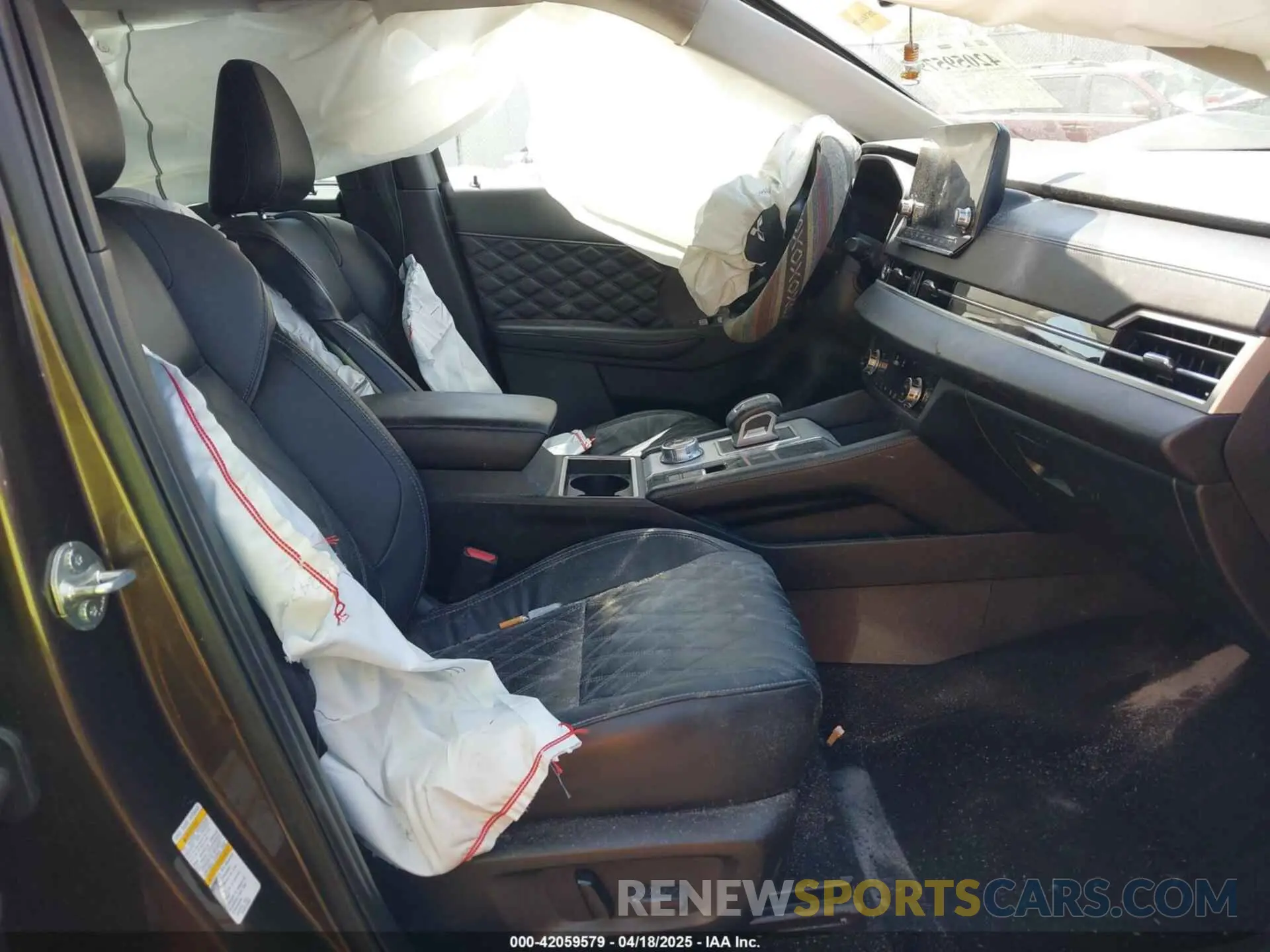 5 Photograph of a damaged car JA4J4VA83NZ073287 MITSUBISHI OUTLANDER 2022