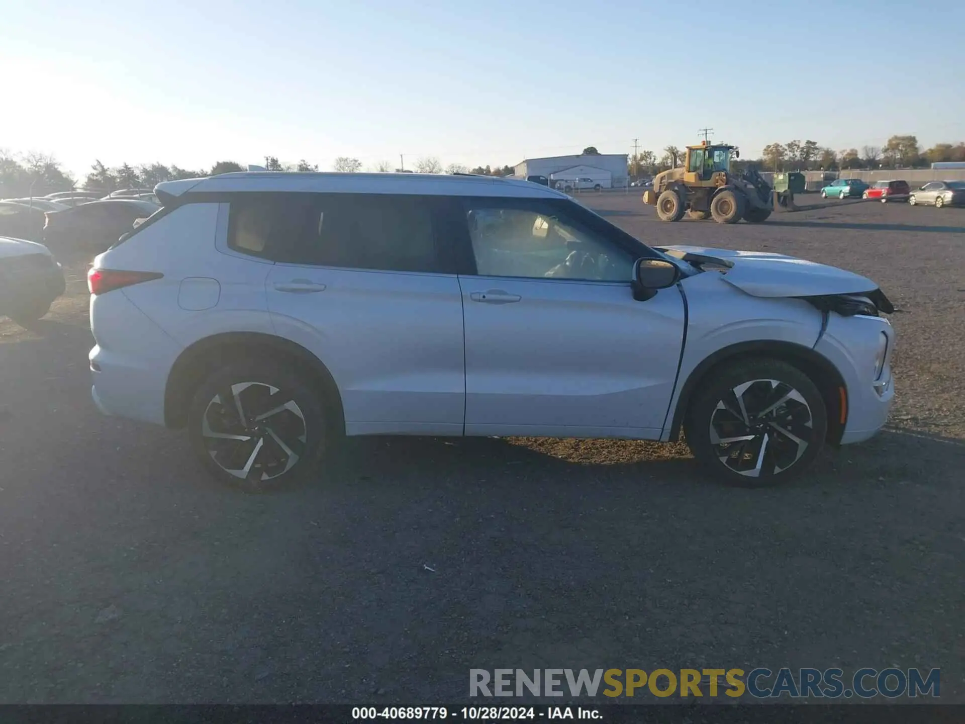 14 Photograph of a damaged car JA4J4VA84NZ091037 MITSUBISHI OUTLANDER 2022