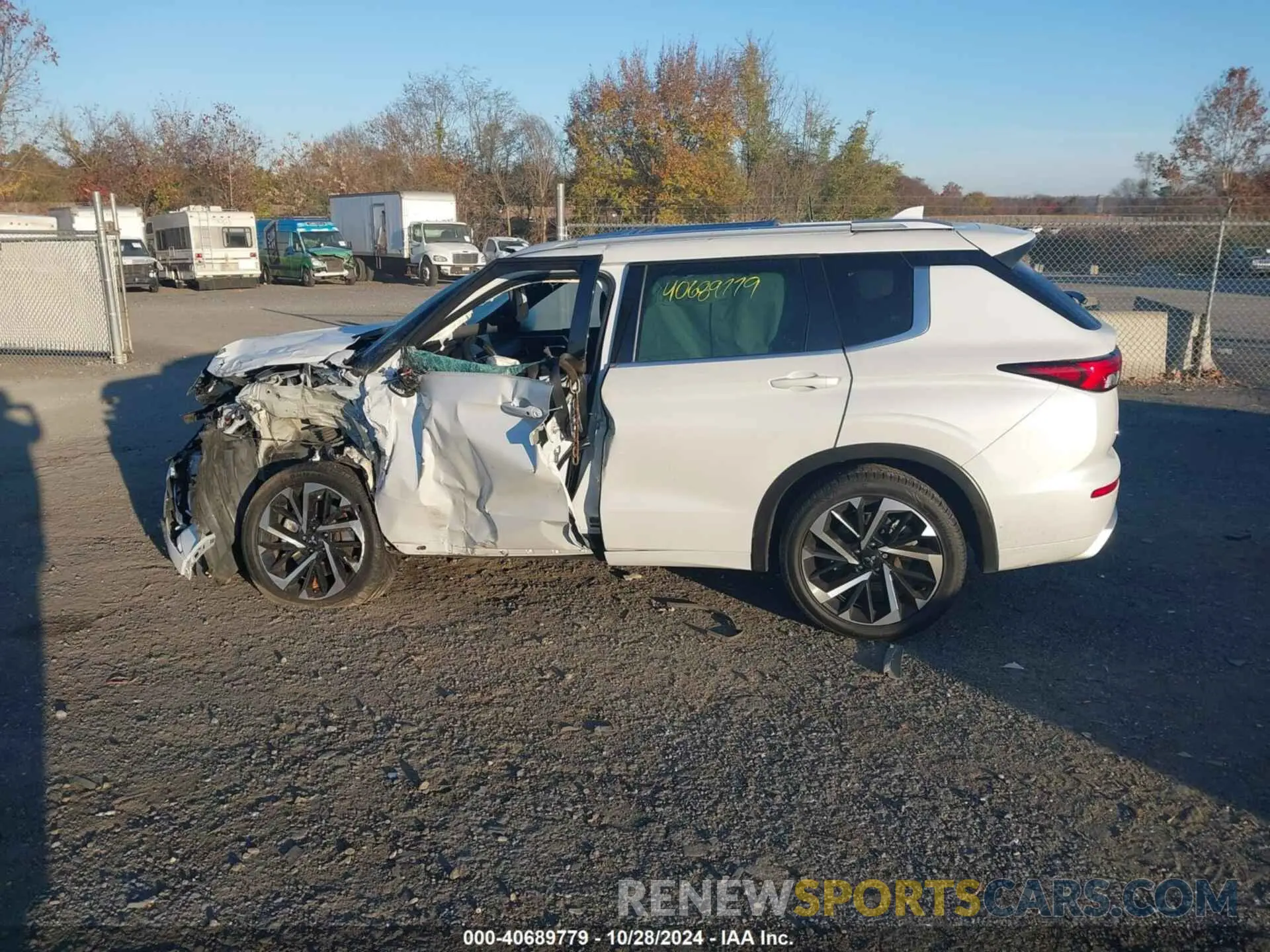15 Photograph of a damaged car JA4J4VA84NZ091037 MITSUBISHI OUTLANDER 2022