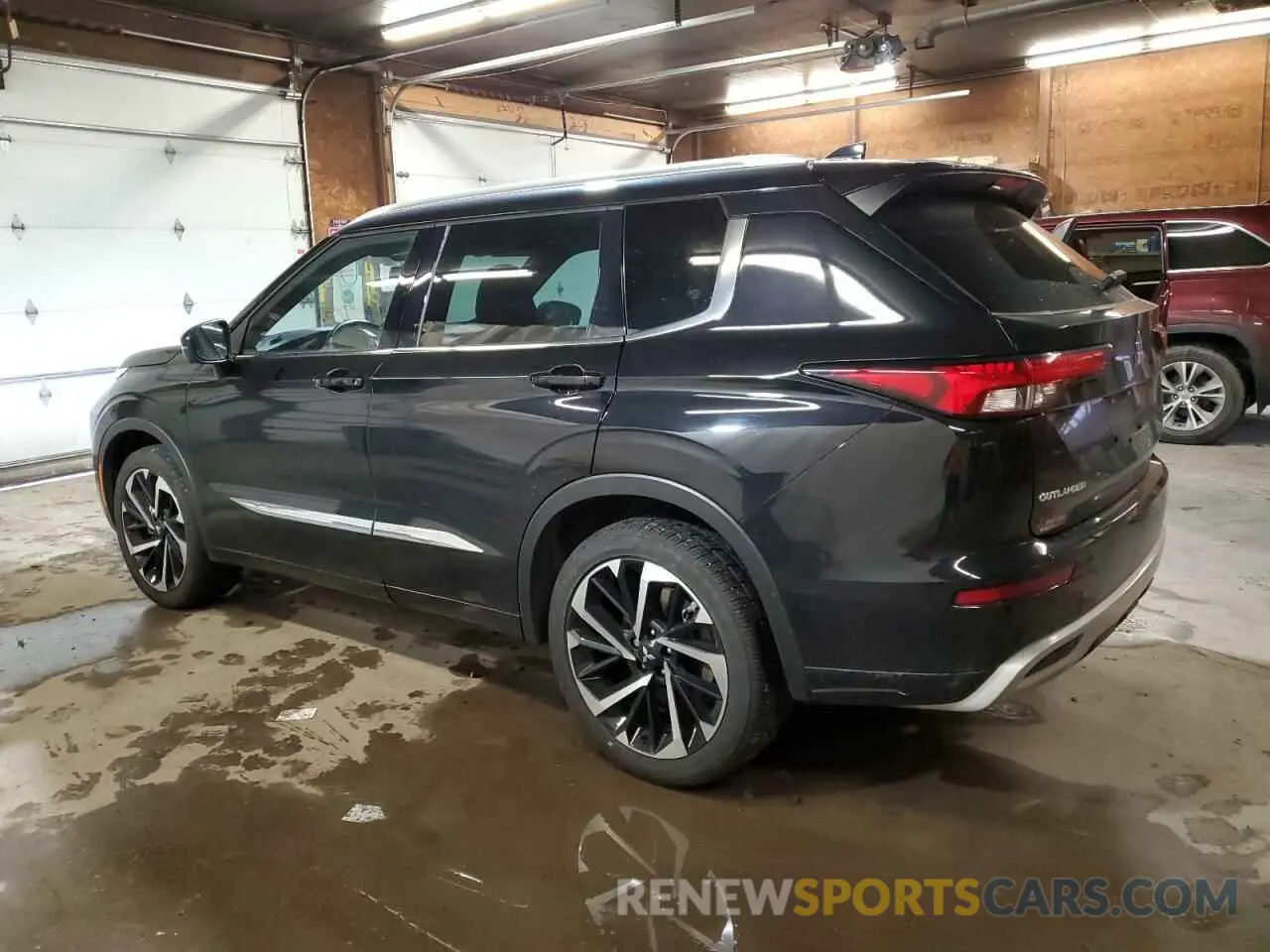 2 Photograph of a damaged car JA4J4VA86NZ084381 MITSUBISHI OUTLANDER 2022