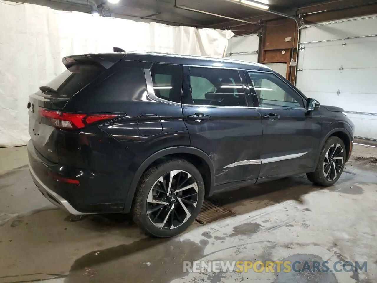 3 Photograph of a damaged car JA4J4VA86NZ084381 MITSUBISHI OUTLANDER 2022