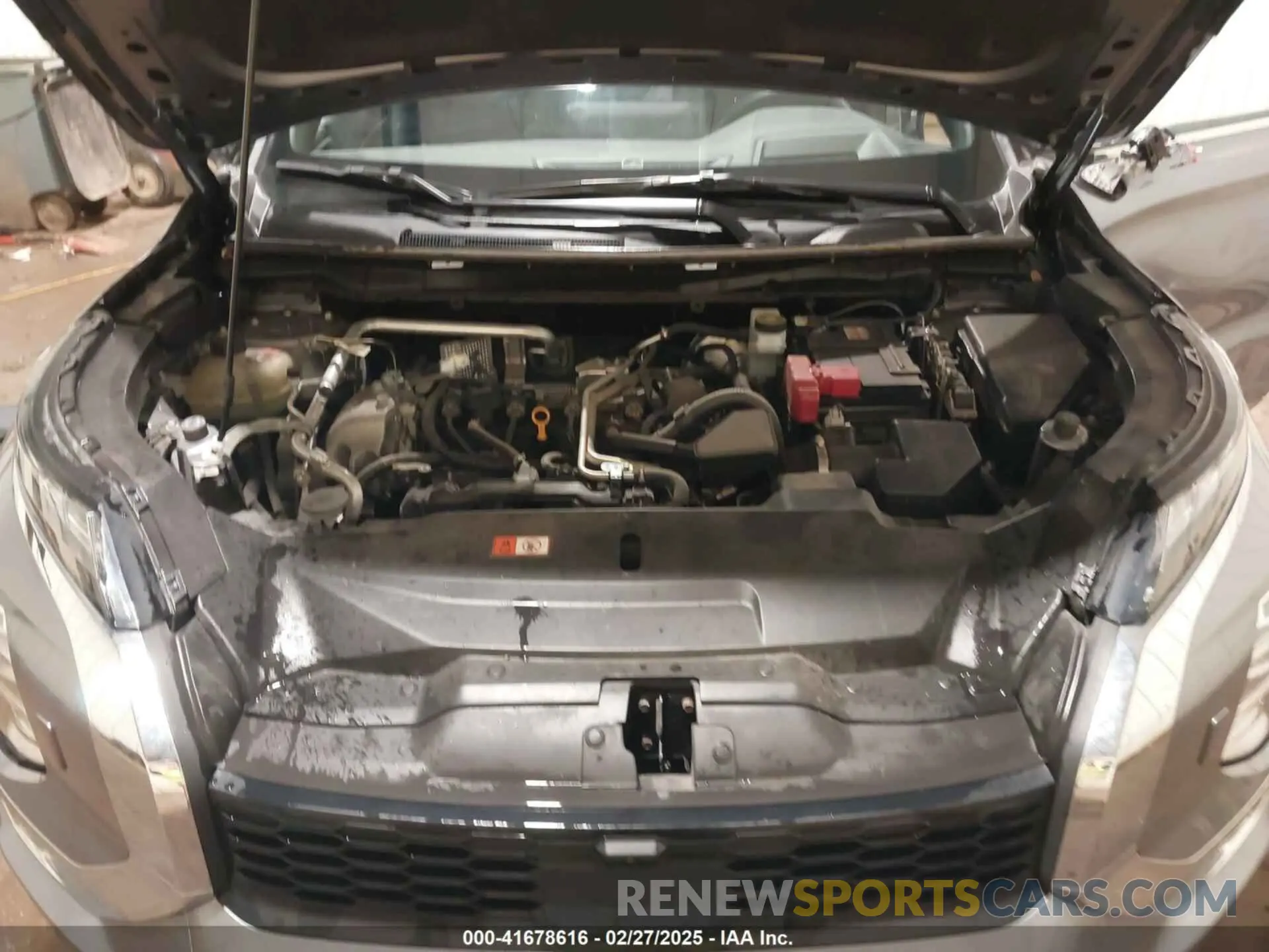 10 Photograph of a damaged car JA4J4VA86NZ091248 MITSUBISHI OUTLANDER 2022