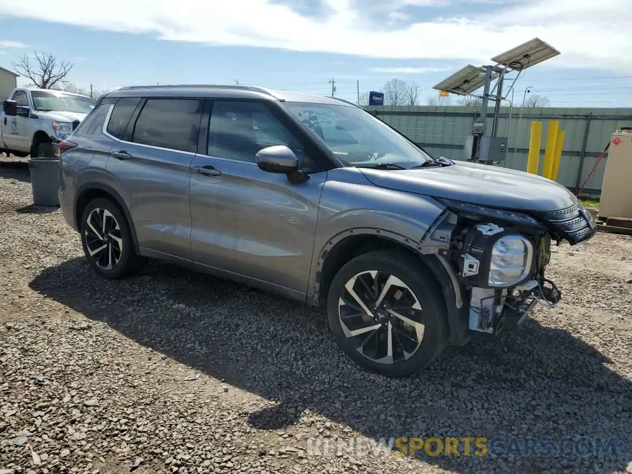 4 Photograph of a damaged car JA4J4VA87NZ060784 MITSUBISHI OUTLANDER 2022