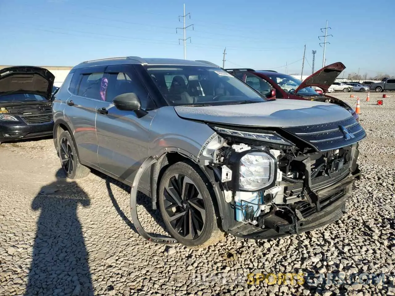 4 Photograph of a damaged car JA4J4VA87NZ061370 MITSUBISHI OUTLANDER 2022