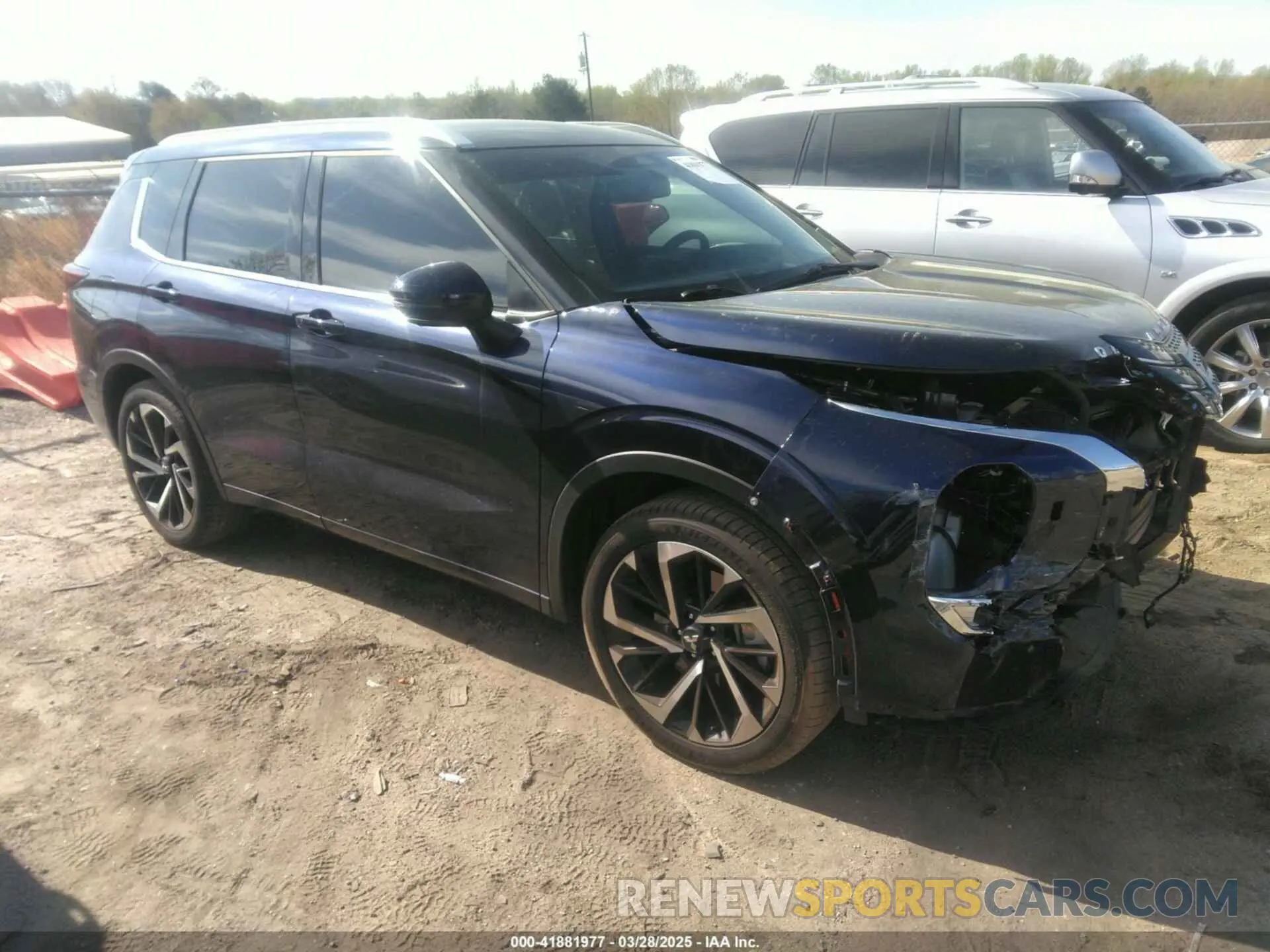 1 Photograph of a damaged car JA4J4VA88NZ077707 MITSUBISHI OUTLANDER 2022
