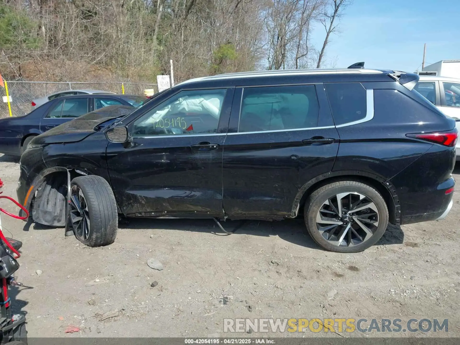 15 Photograph of a damaged car JA4J4VA88NZ085371 MITSUBISHI OUTLANDER 2022