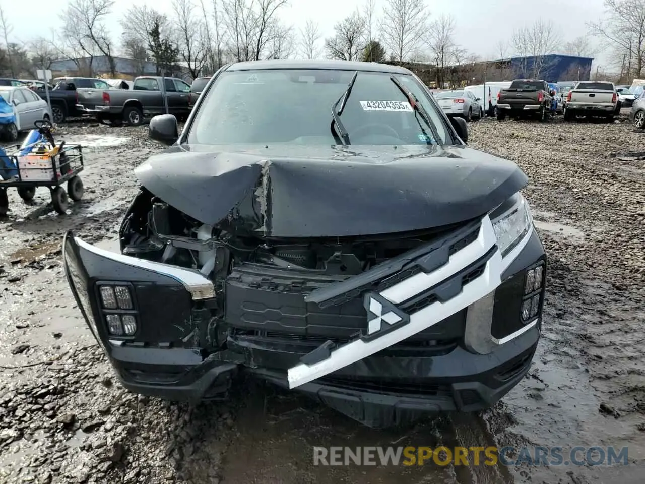 5 Photograph of a damaged car JA4ARUAU1PU015672 MITSUBISHI OUTLANDER 2023