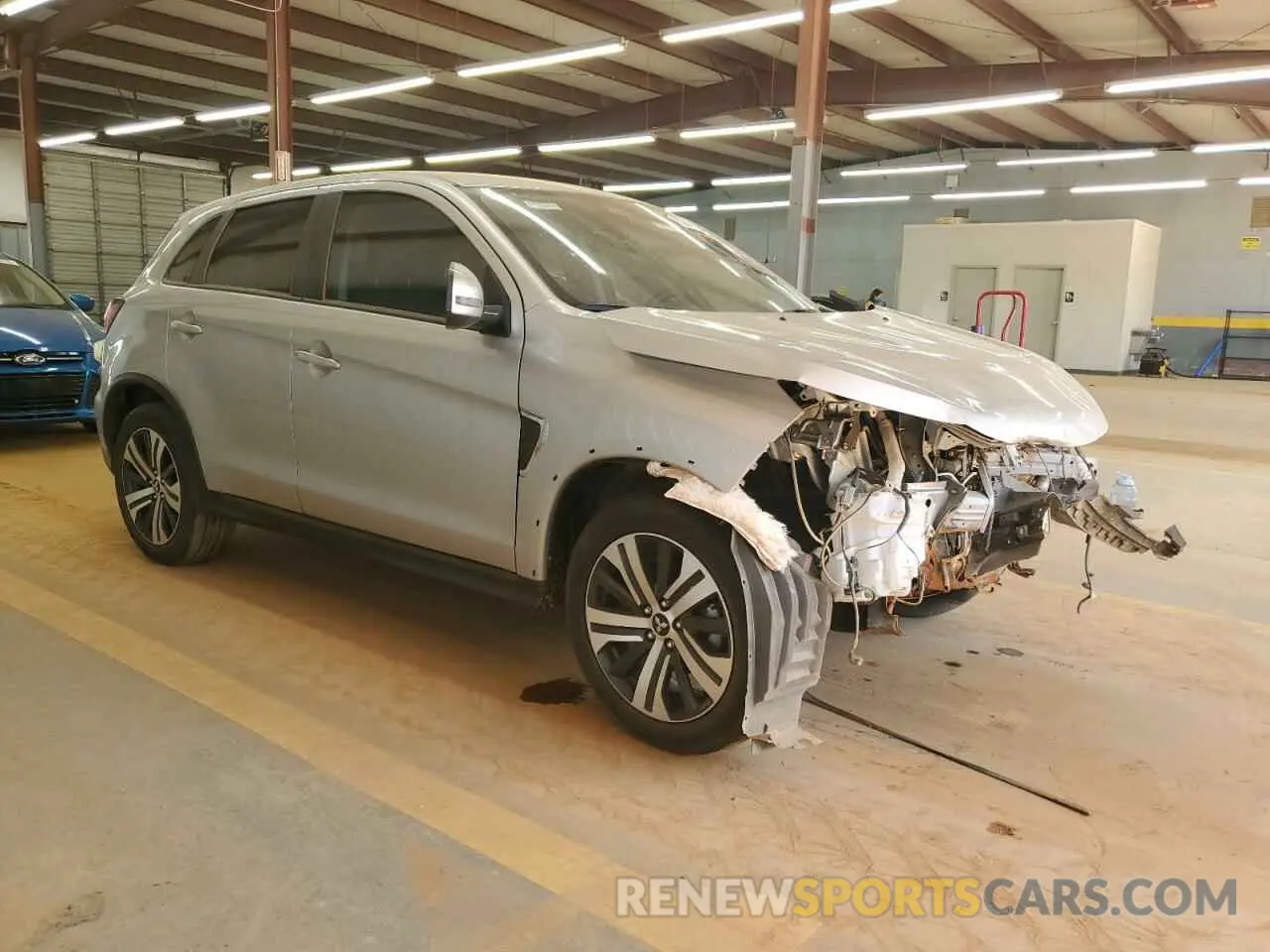 4 Photograph of a damaged car JA4ARUAU5PU015416 MITSUBISHI OUTLANDER 2023
