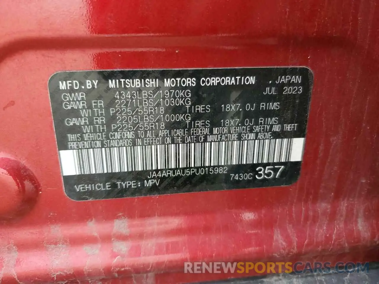 13 Photograph of a damaged car JA4ARUAU5PU015982 MITSUBISHI OUTLANDER 2023