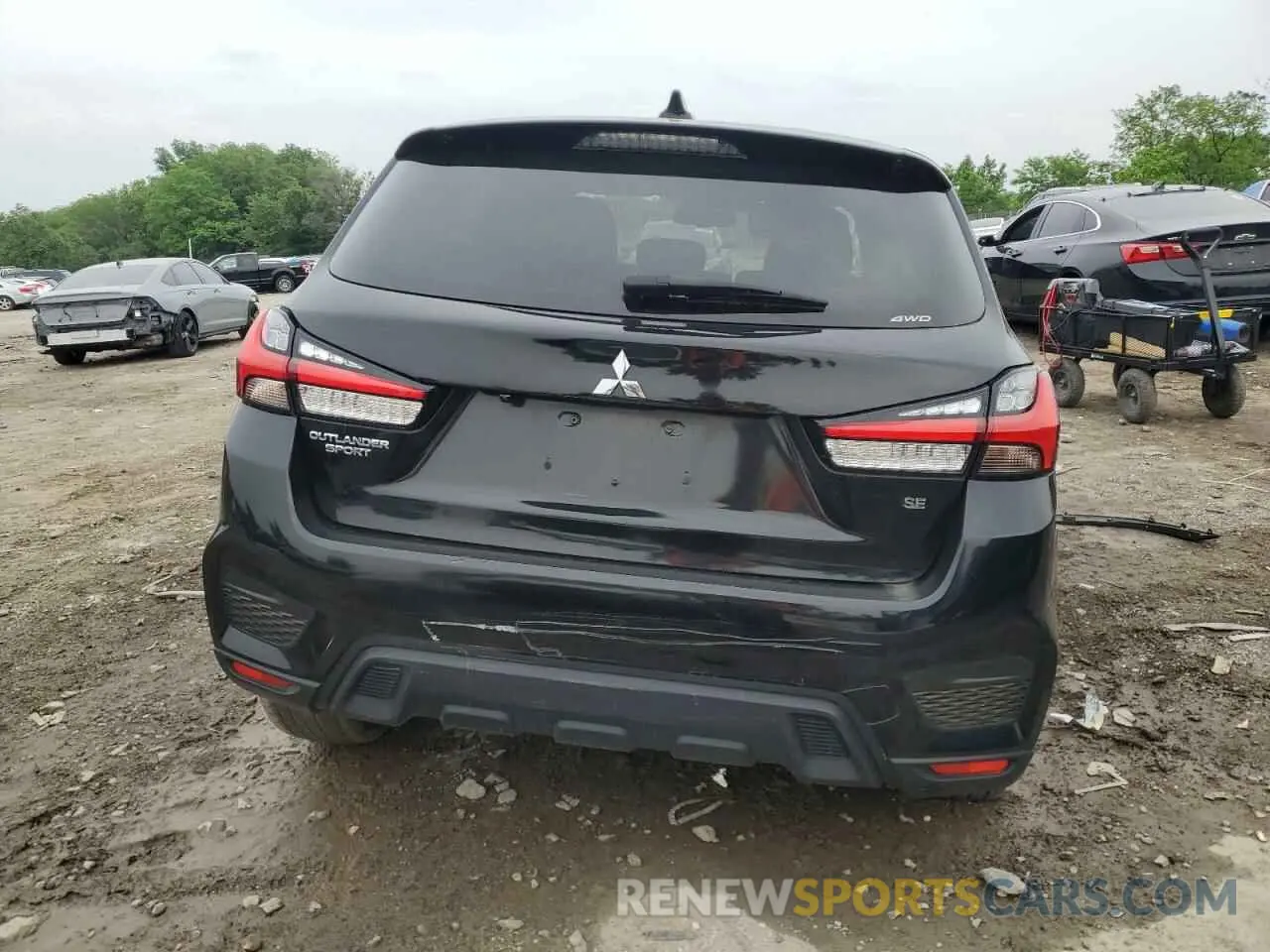 6 Photograph of a damaged car JA4ARUAU8PU002708 MITSUBISHI OUTLANDER 2023